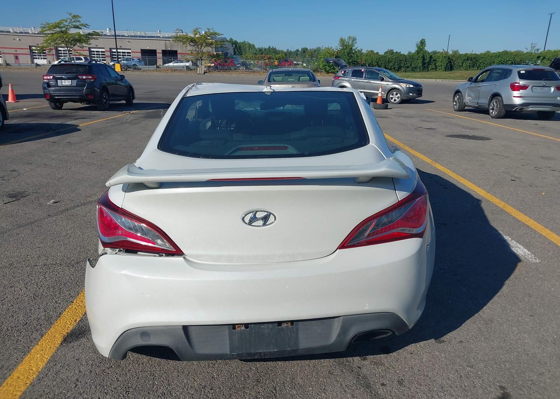 2013 HYUNDAI GENESIS