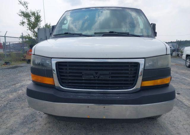 2014 GMC SAVANA 3500 1WT