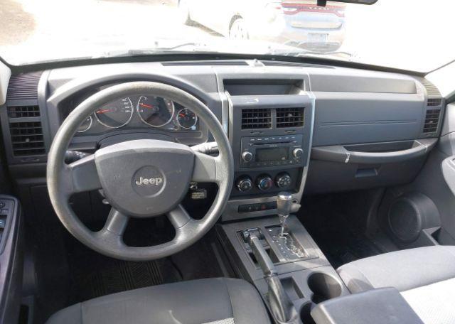 2010 JEEP LIBERTY SPORT