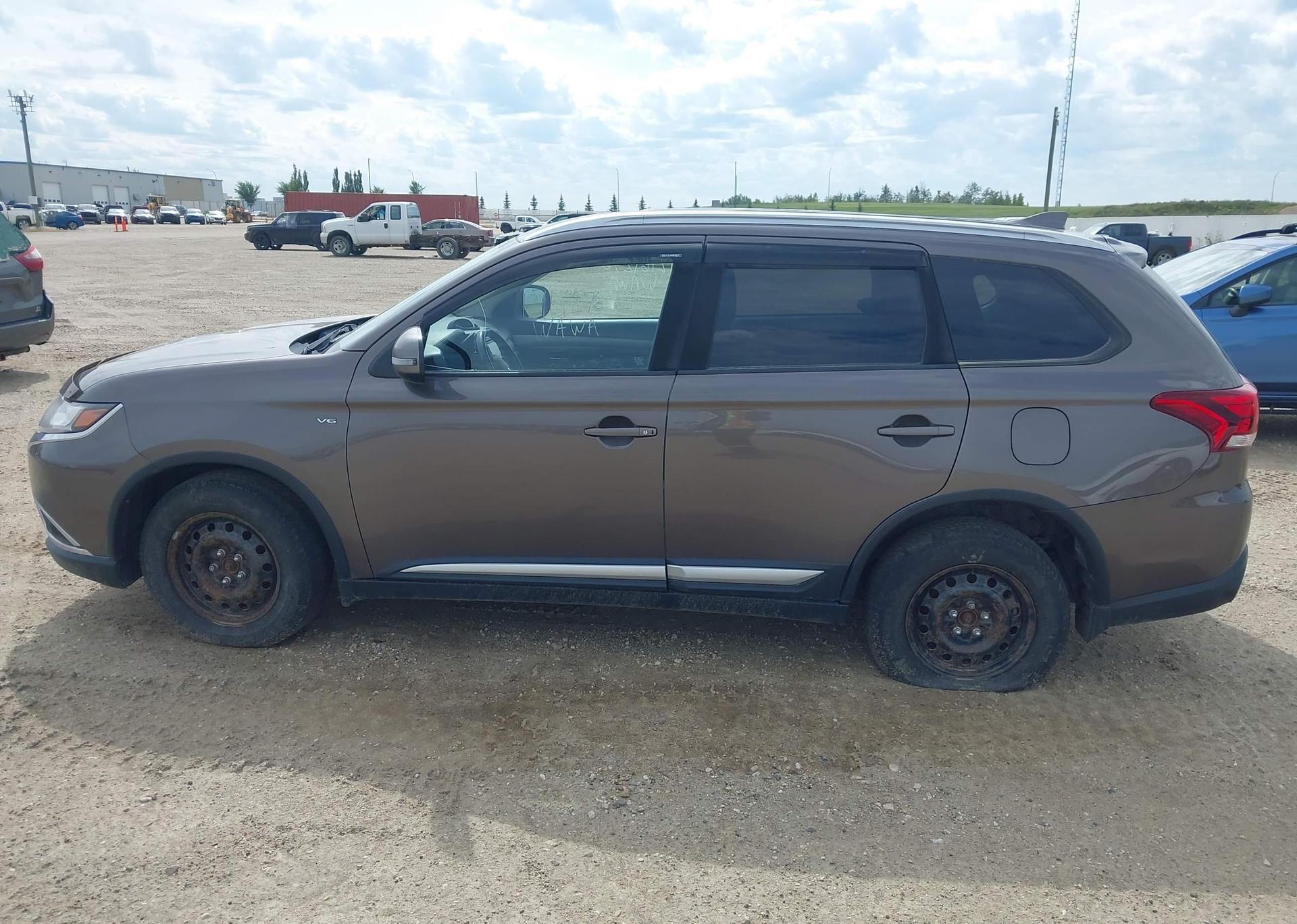 2017 MITSUBISHI outlander