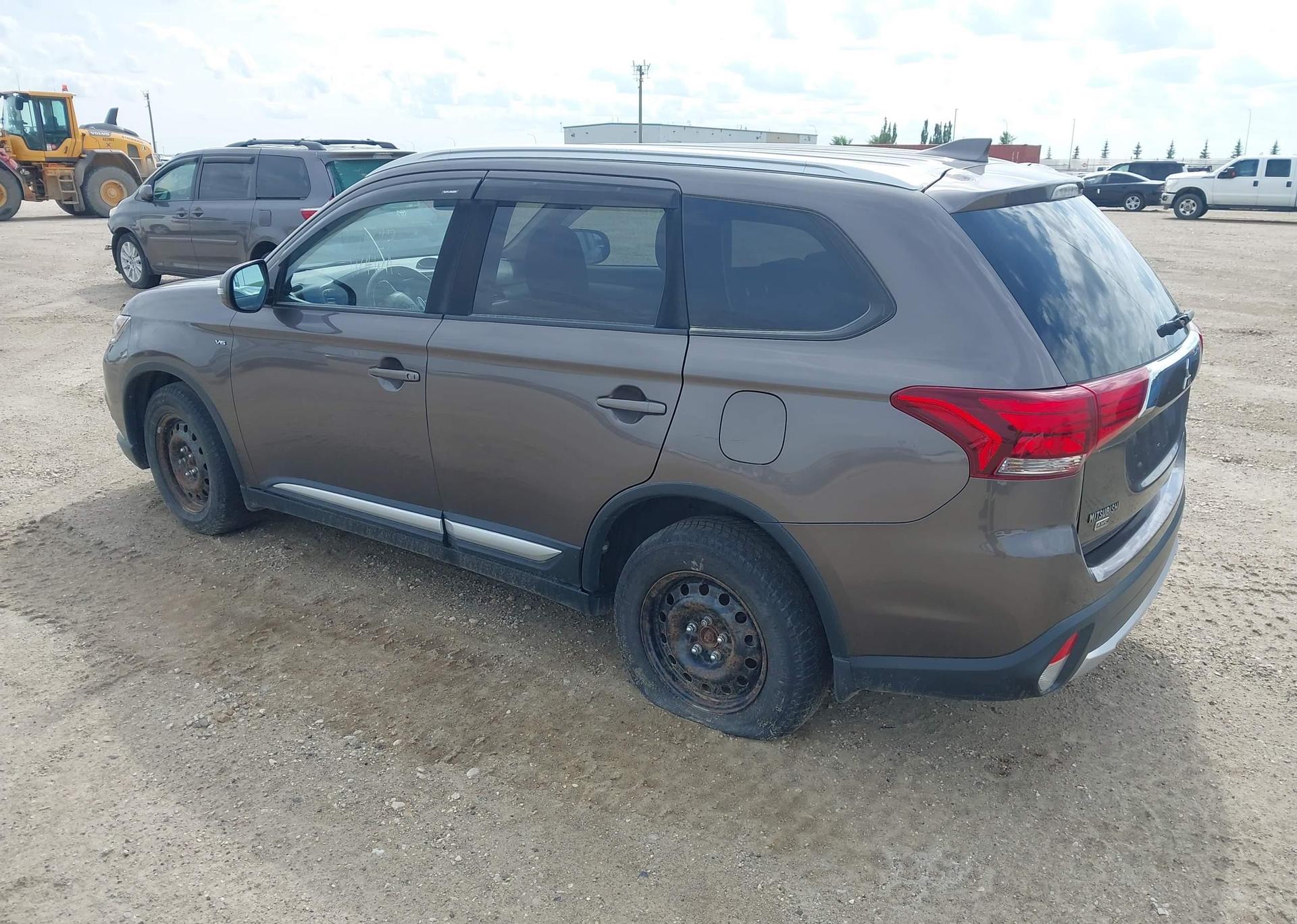 2017 MITSUBISHI outlander