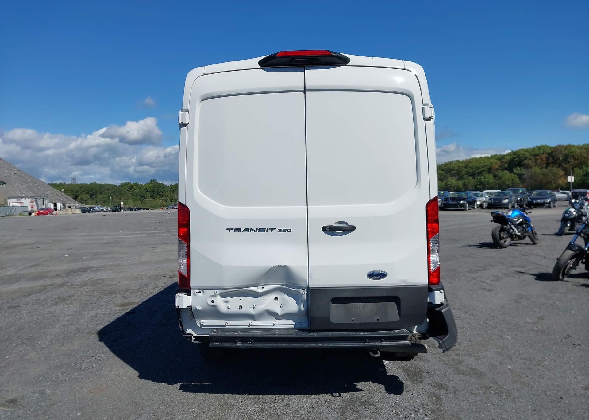 2023 FORD transit t-250