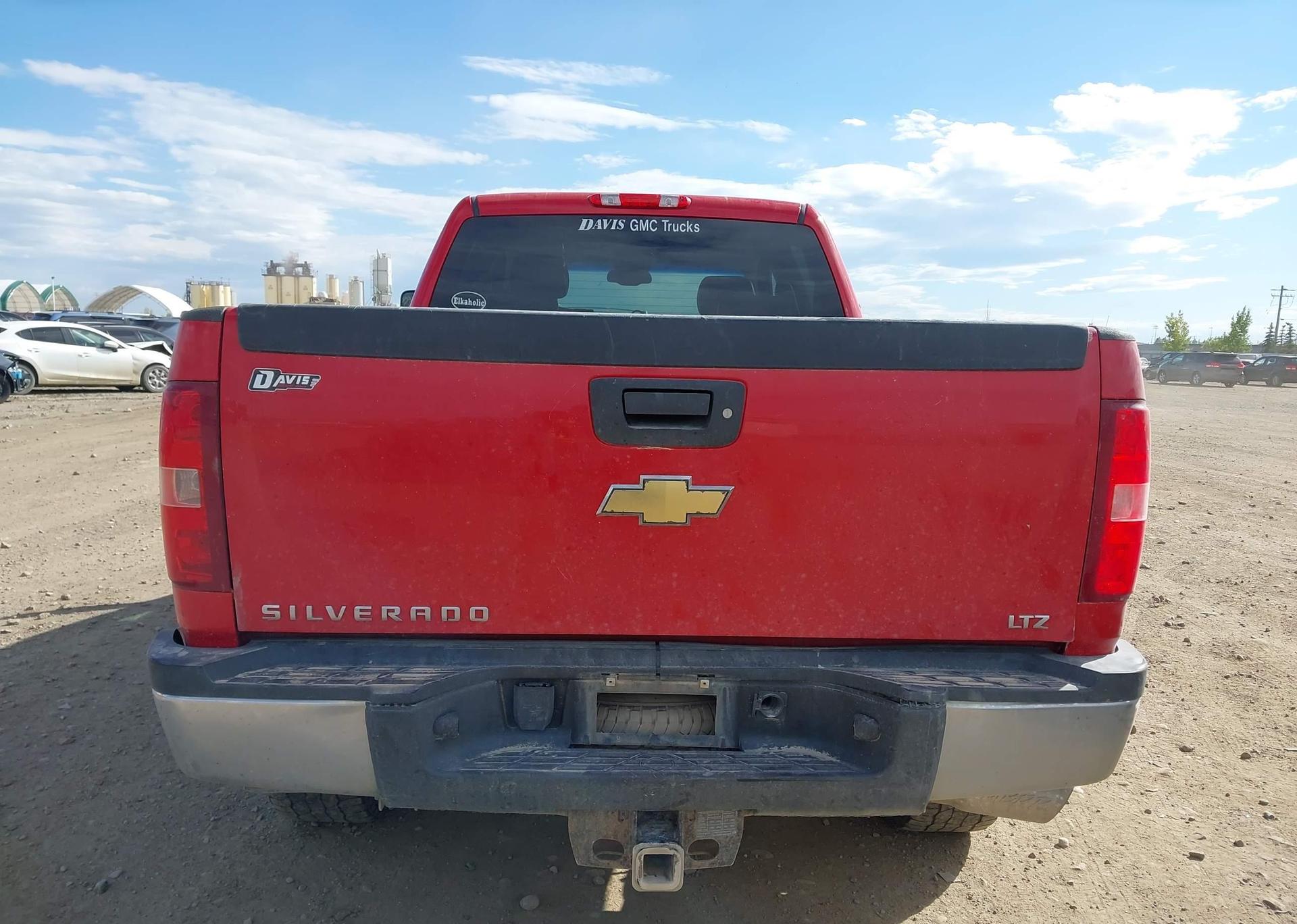 2011 CHEVROLET SILVERADO K3500 LTZ