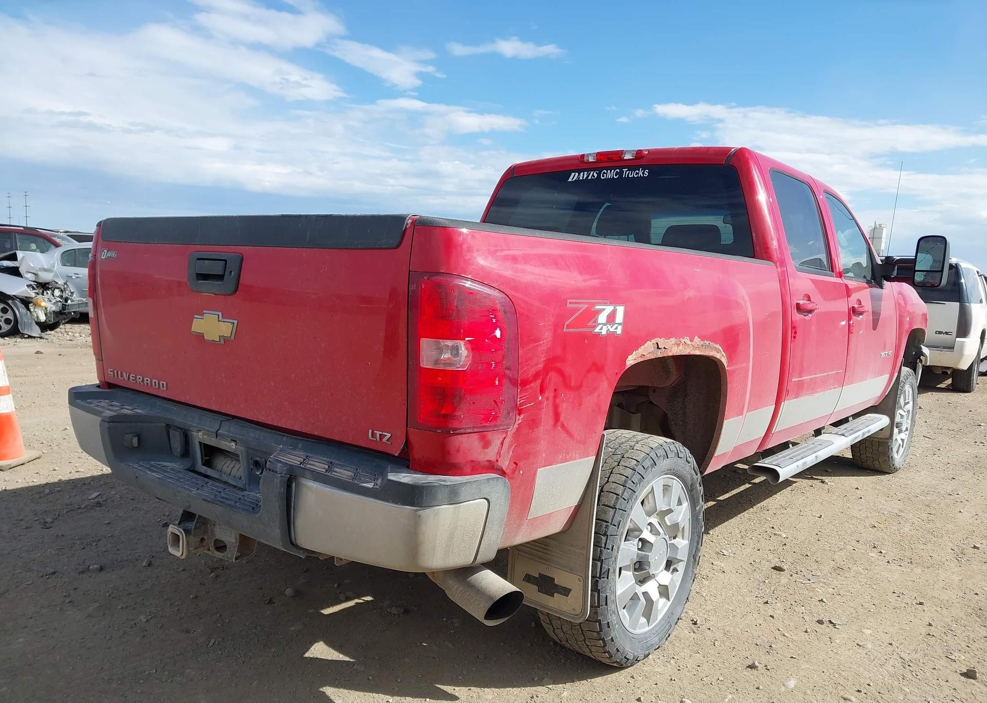 2011 CHEVROLET SILVERADO K3500 LTZ
