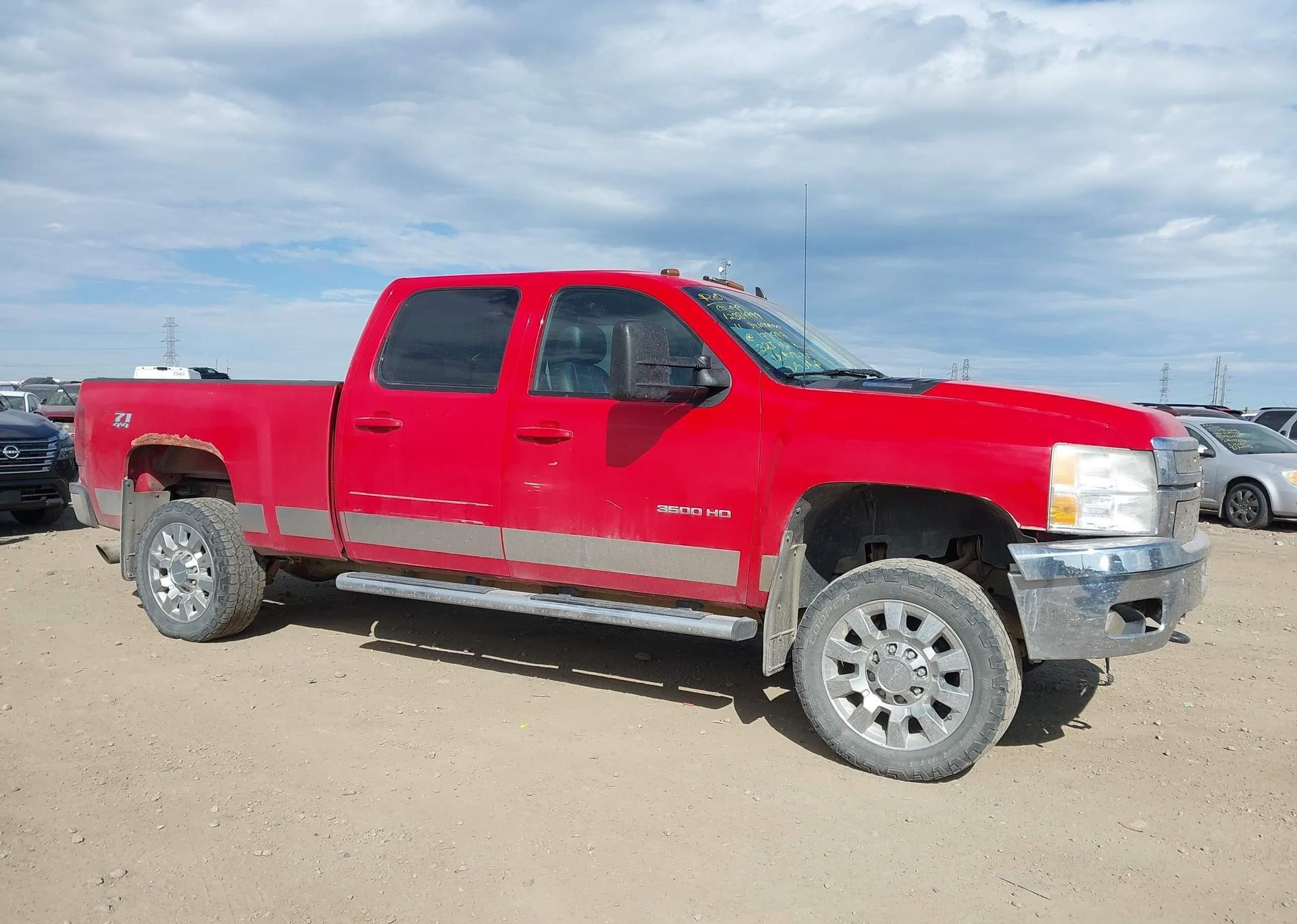 2011 CHEVROLET SILVERADO K3500 LTZ