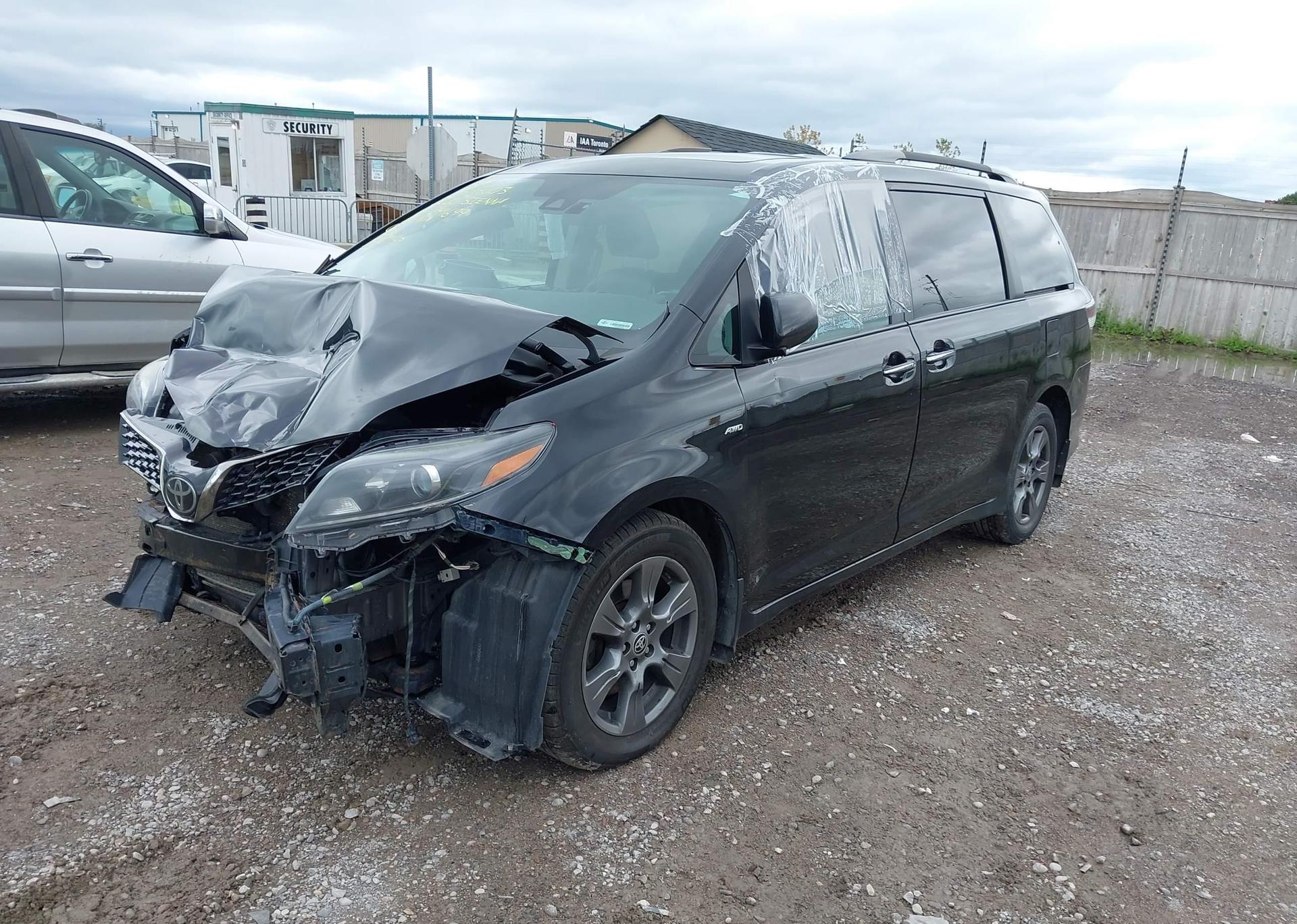 2020 TOYOTA SIENNA SE