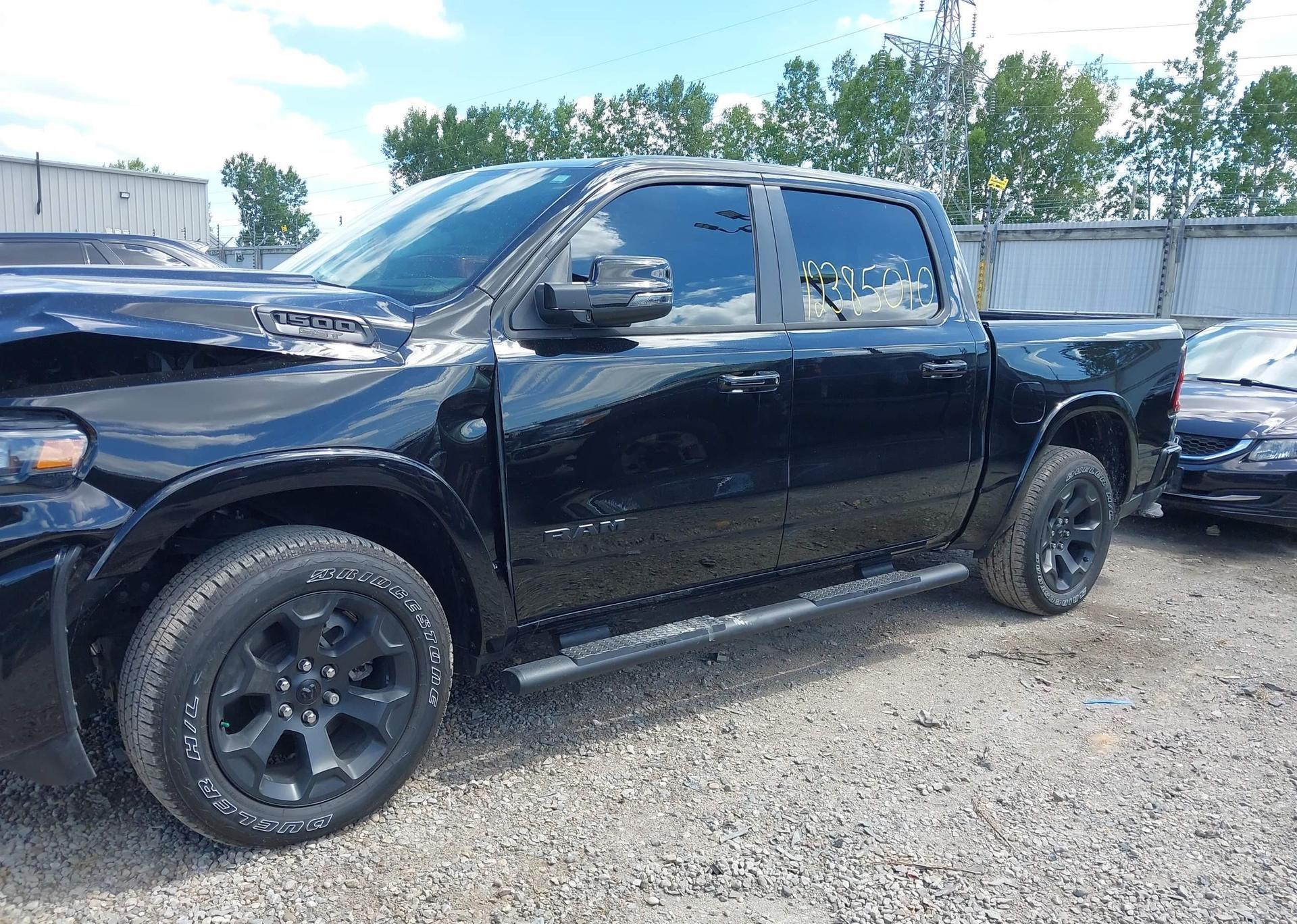 2025 RAM 1500 BIG HORN