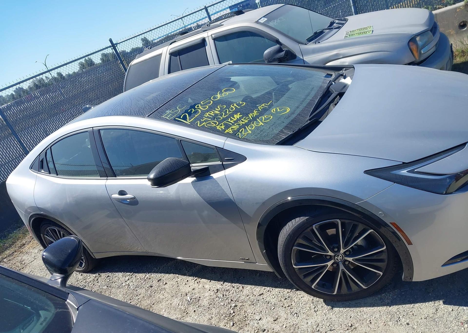 2024 TOYOTA PRIUS LE