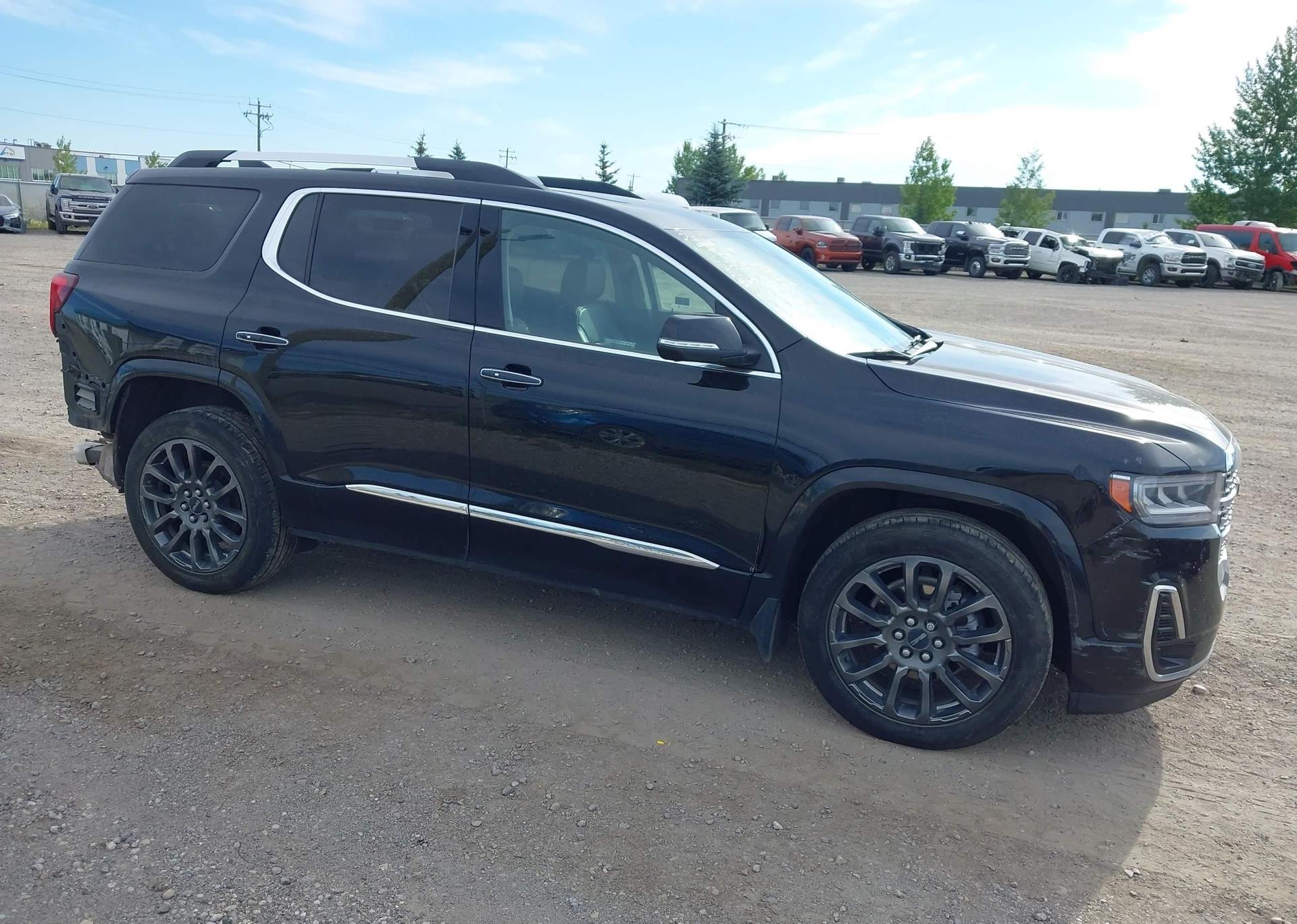 2022 GMC ACADIA DENALI