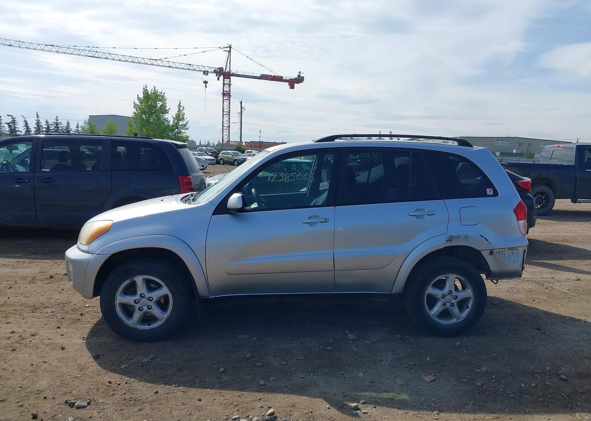 2001 TOYOTA RAV4