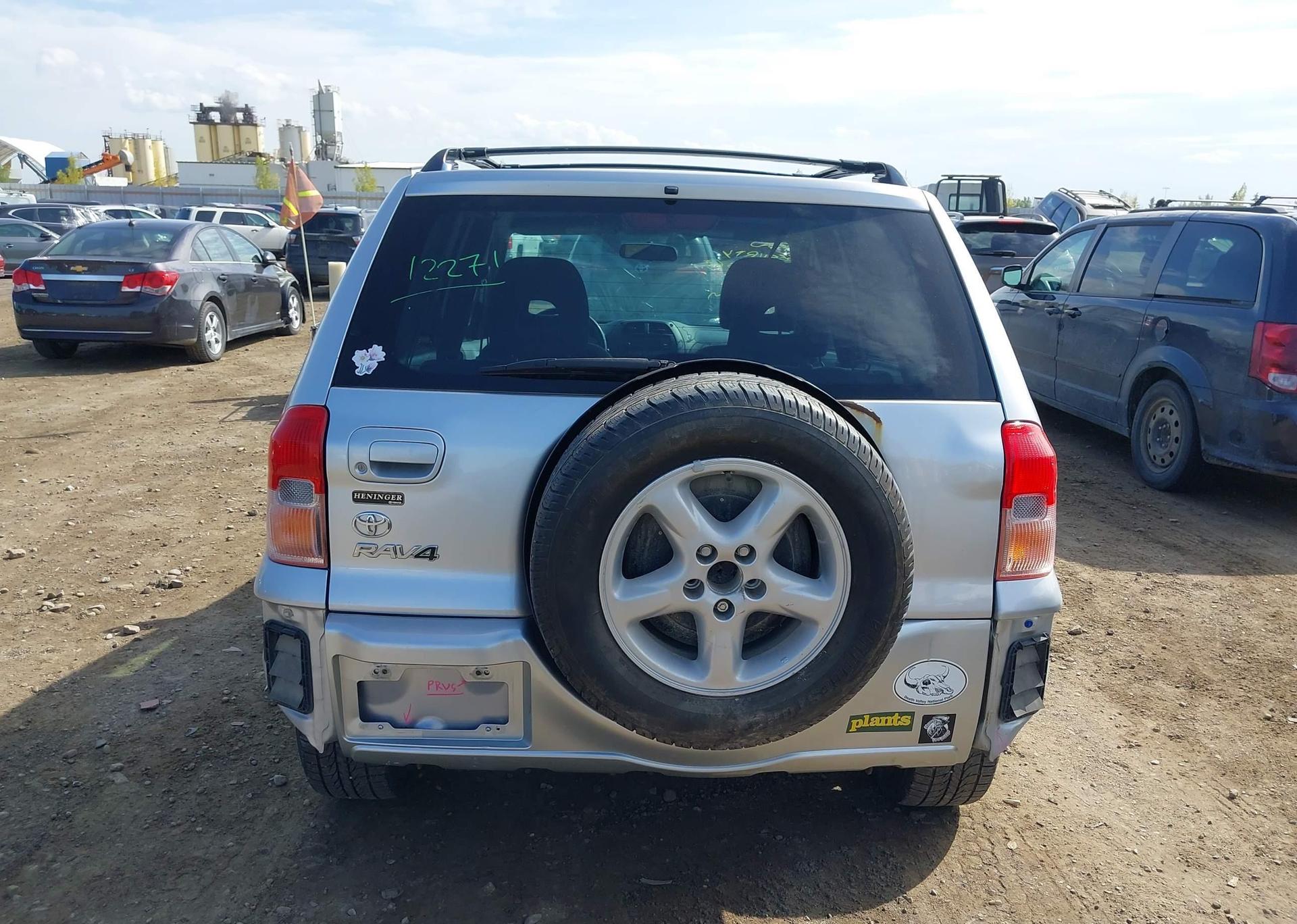 2001 TOYOTA RAV4