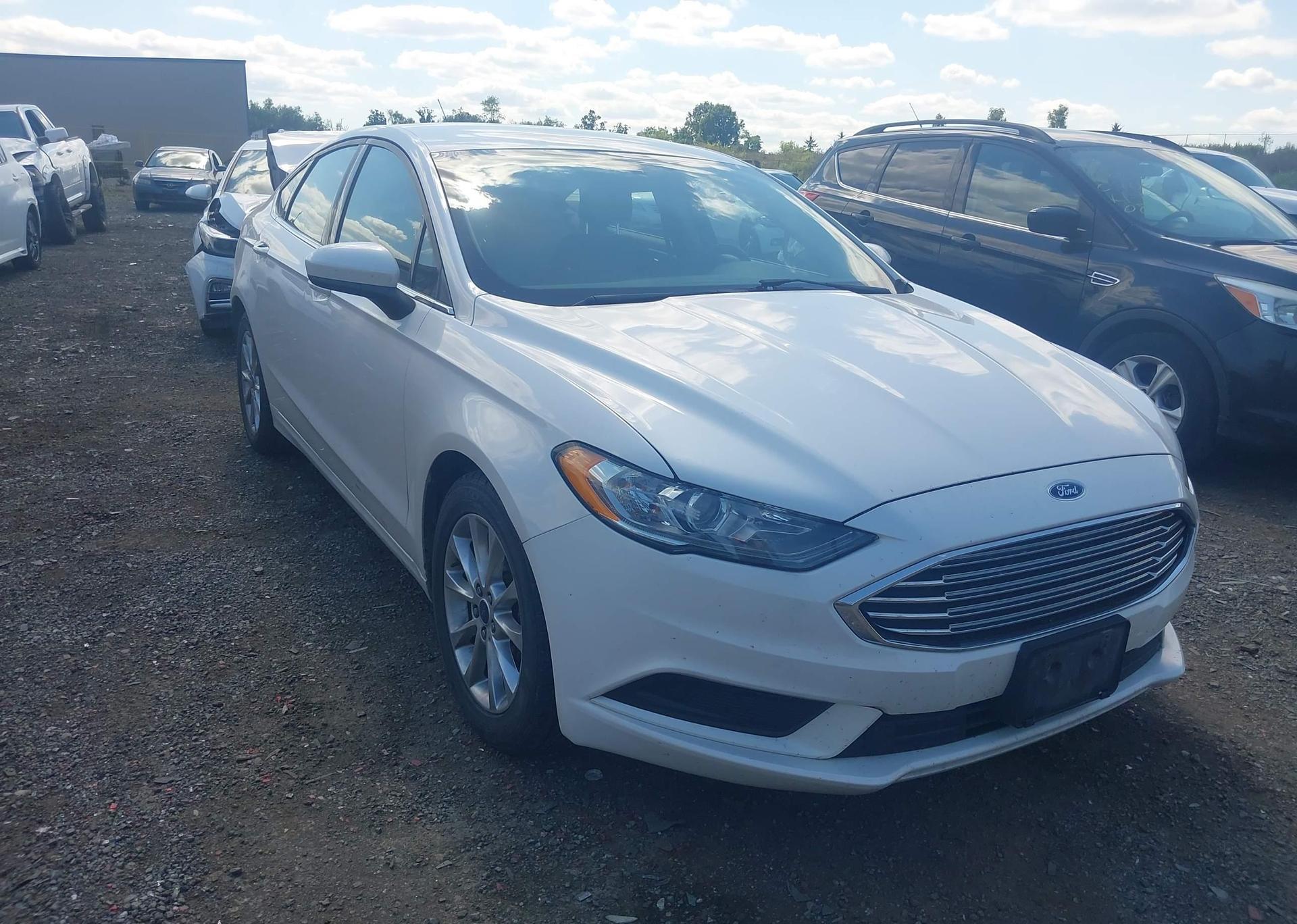 2017 FORD FUSION SE
