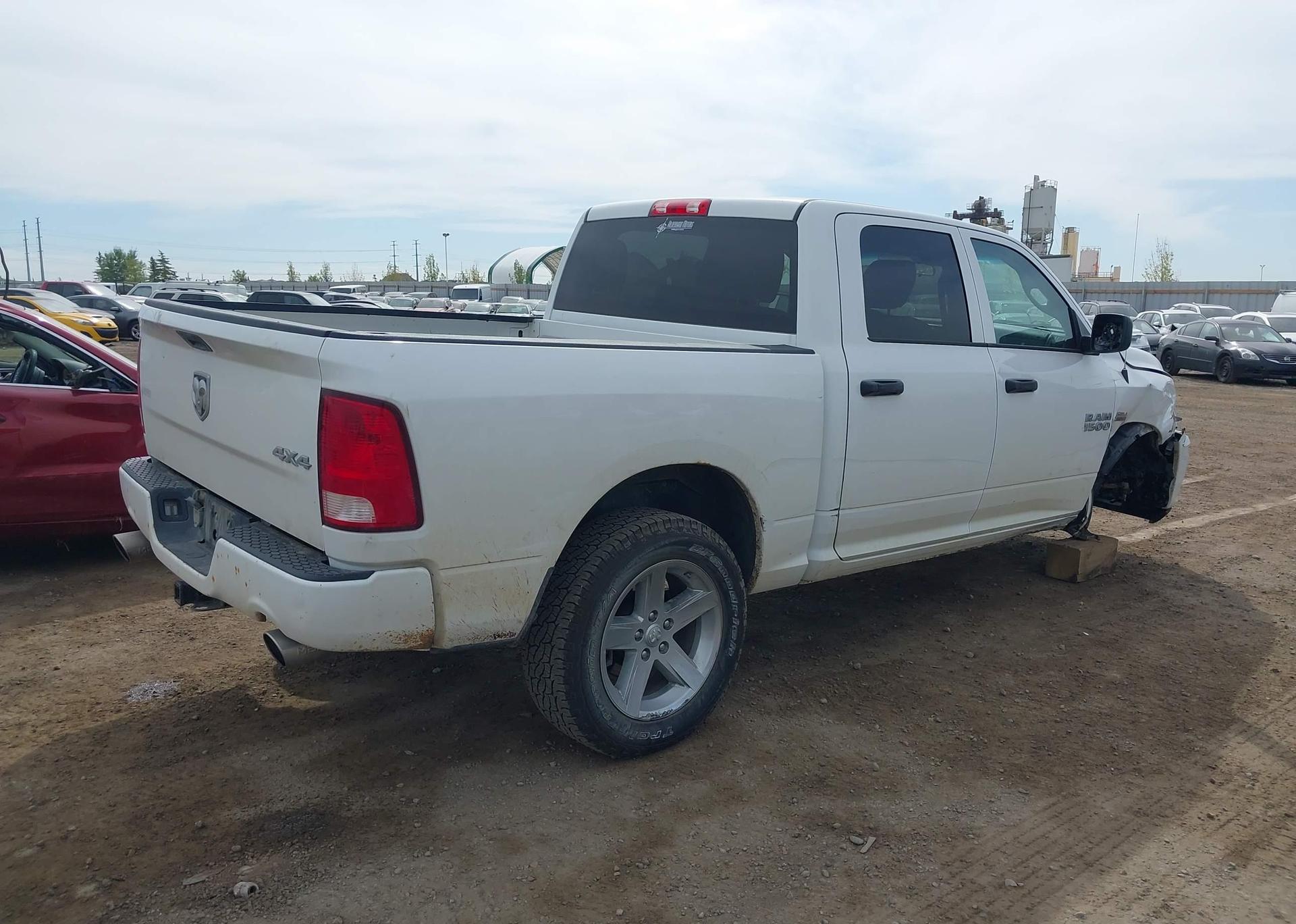 2017 RAM 1500 ST