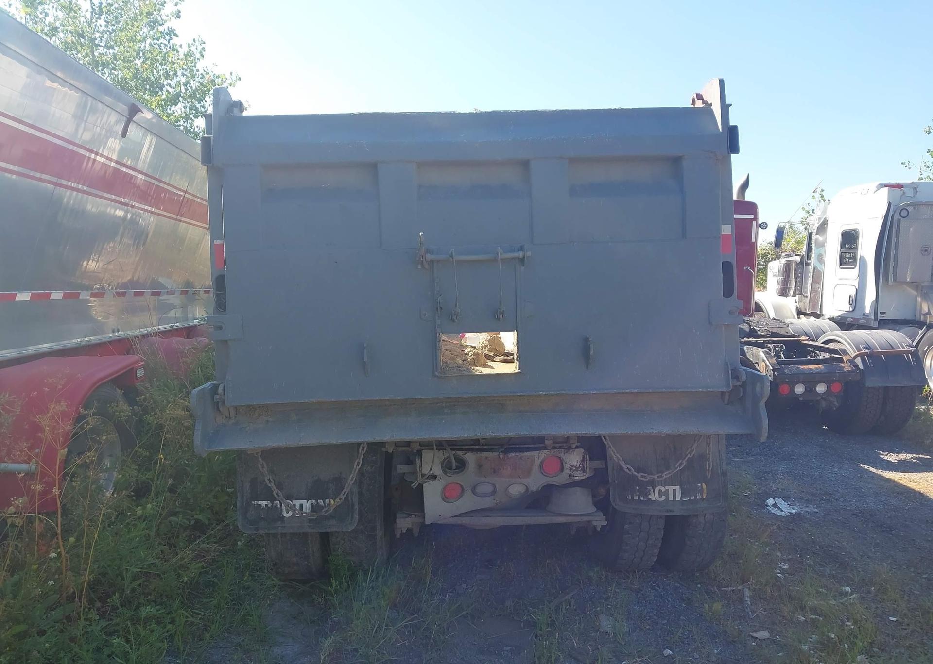 2006 FREIGHTLINER M2 112 MEDIUM DUTY
