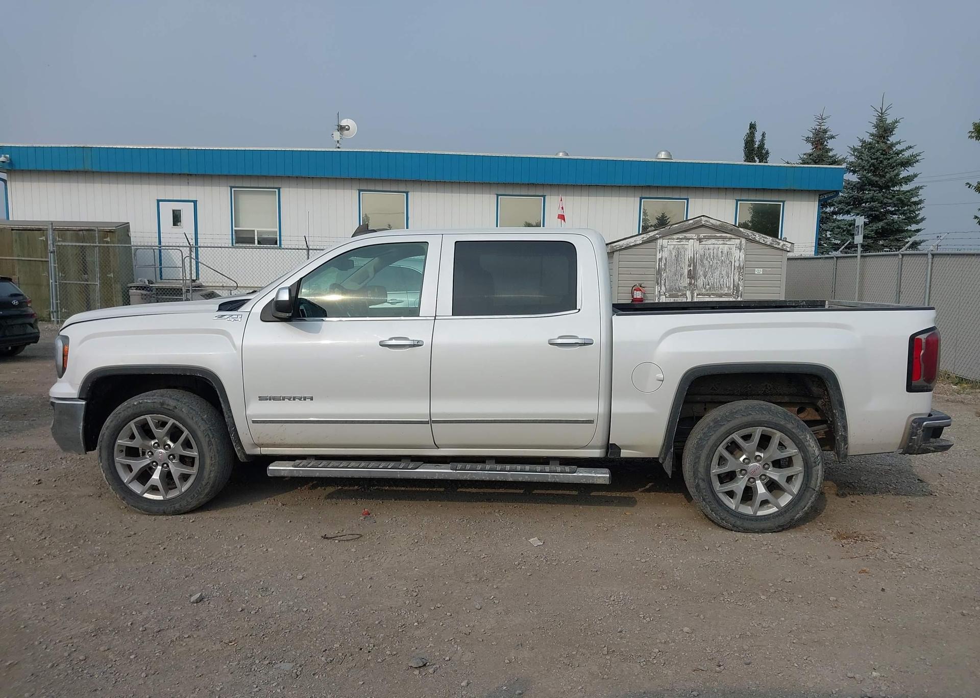 2017 GMC SIERRA K1500 SLT