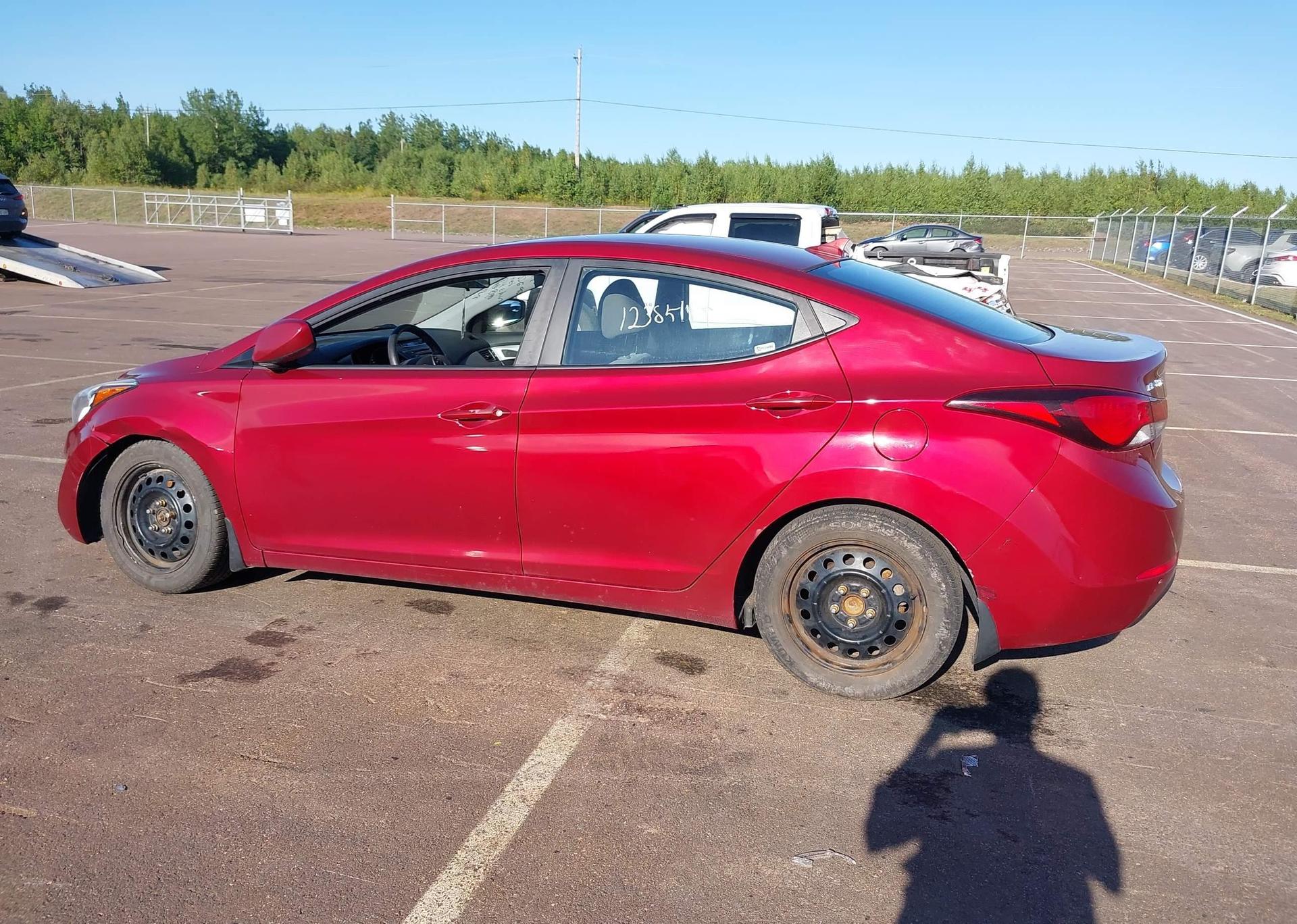 2014 HYUNDAI ELANTRA GL