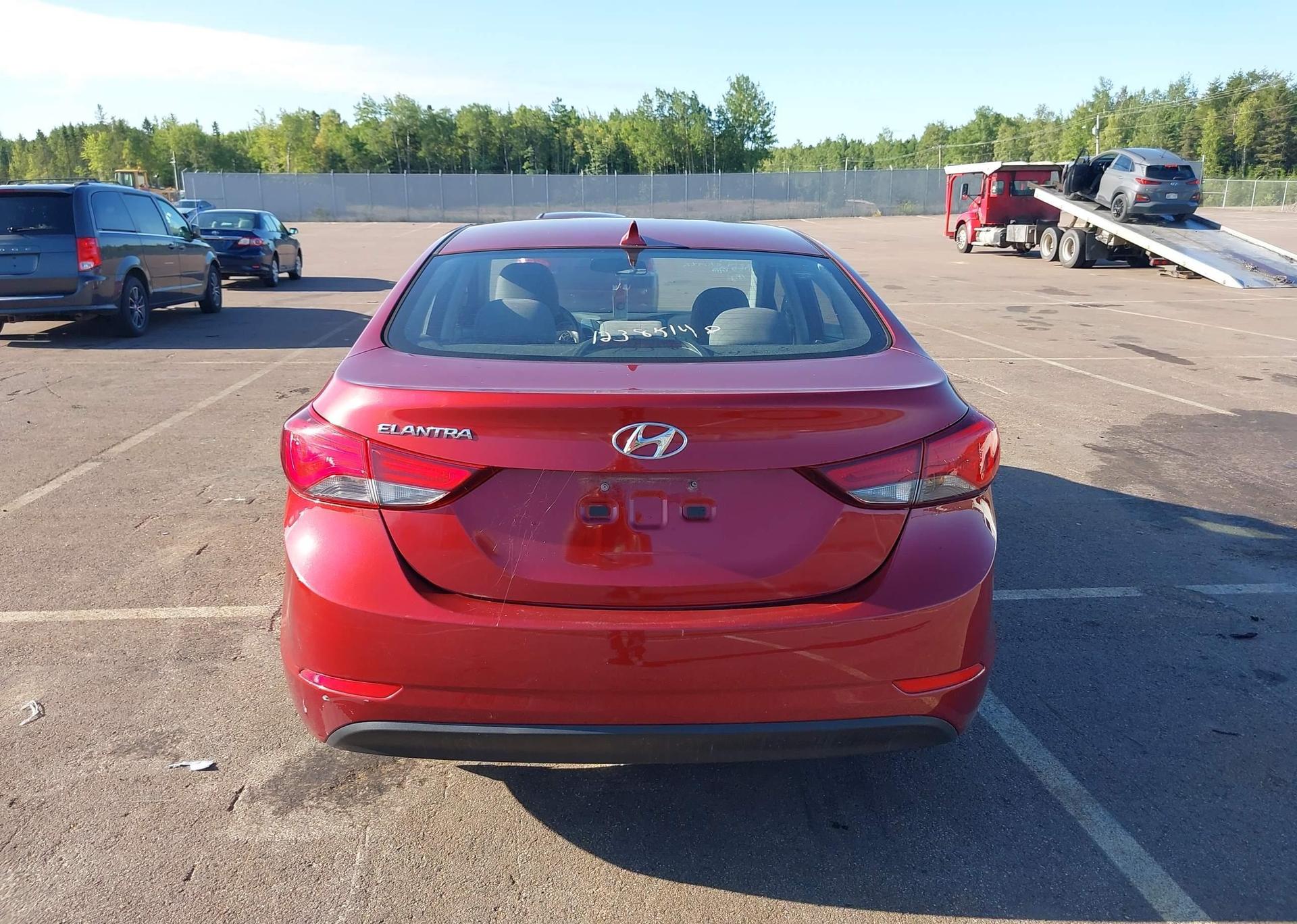 2014 HYUNDAI ELANTRA GL
