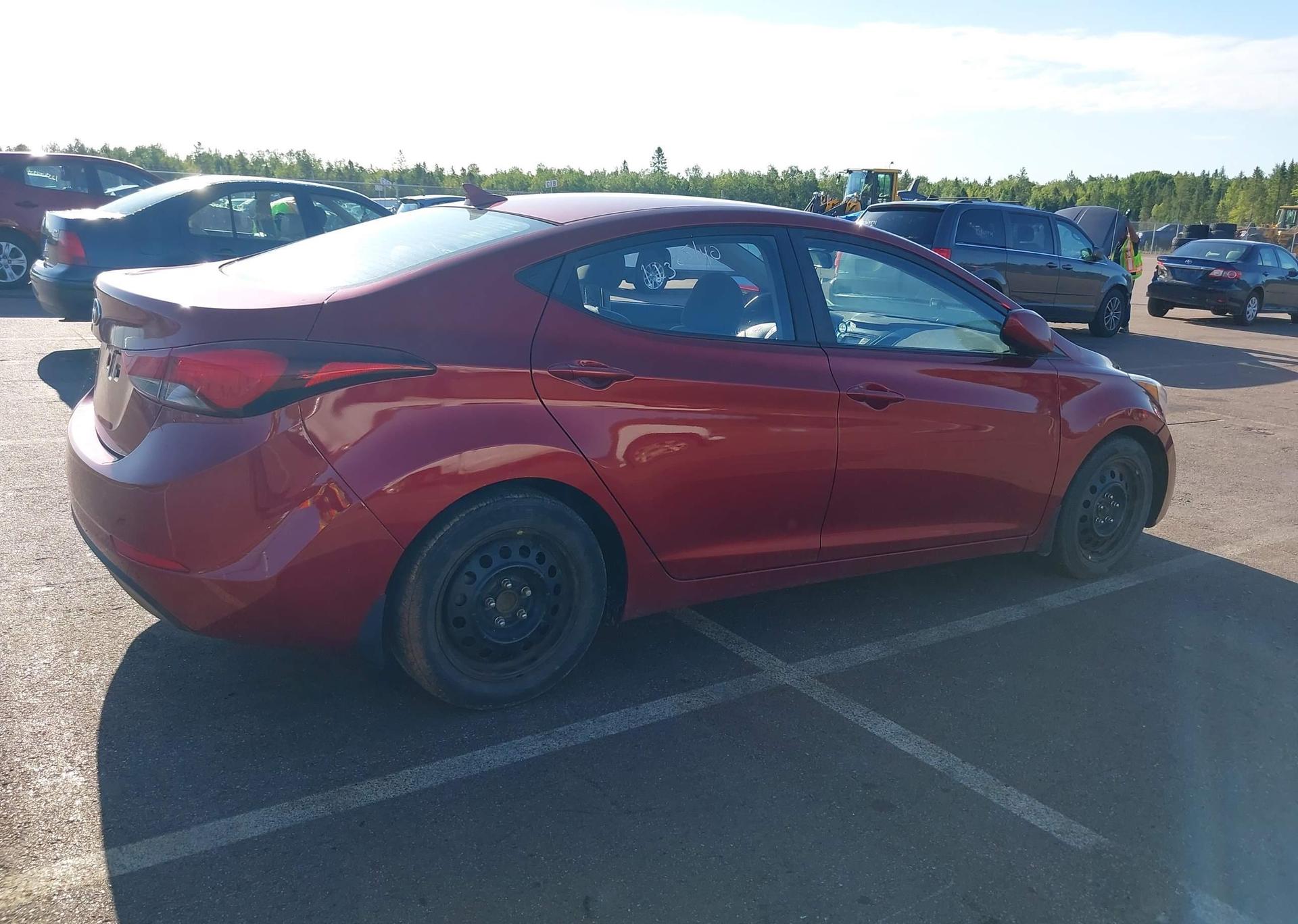 2014 HYUNDAI ELANTRA GL