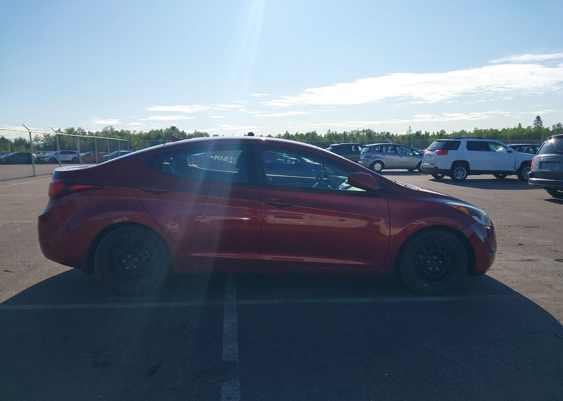 2014 HYUNDAI ELANTRA GL