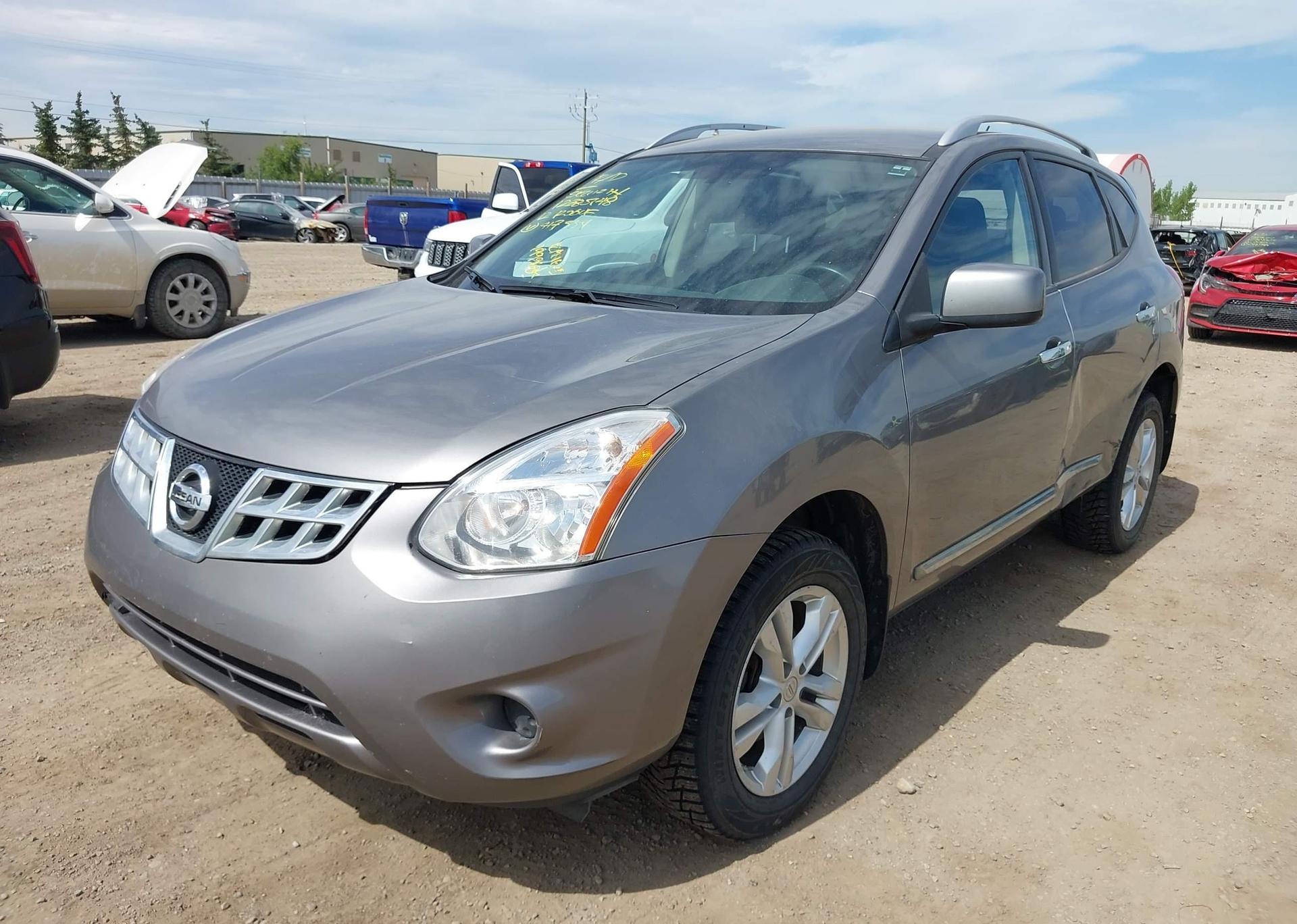 2012 NISSAN ROGUE SV