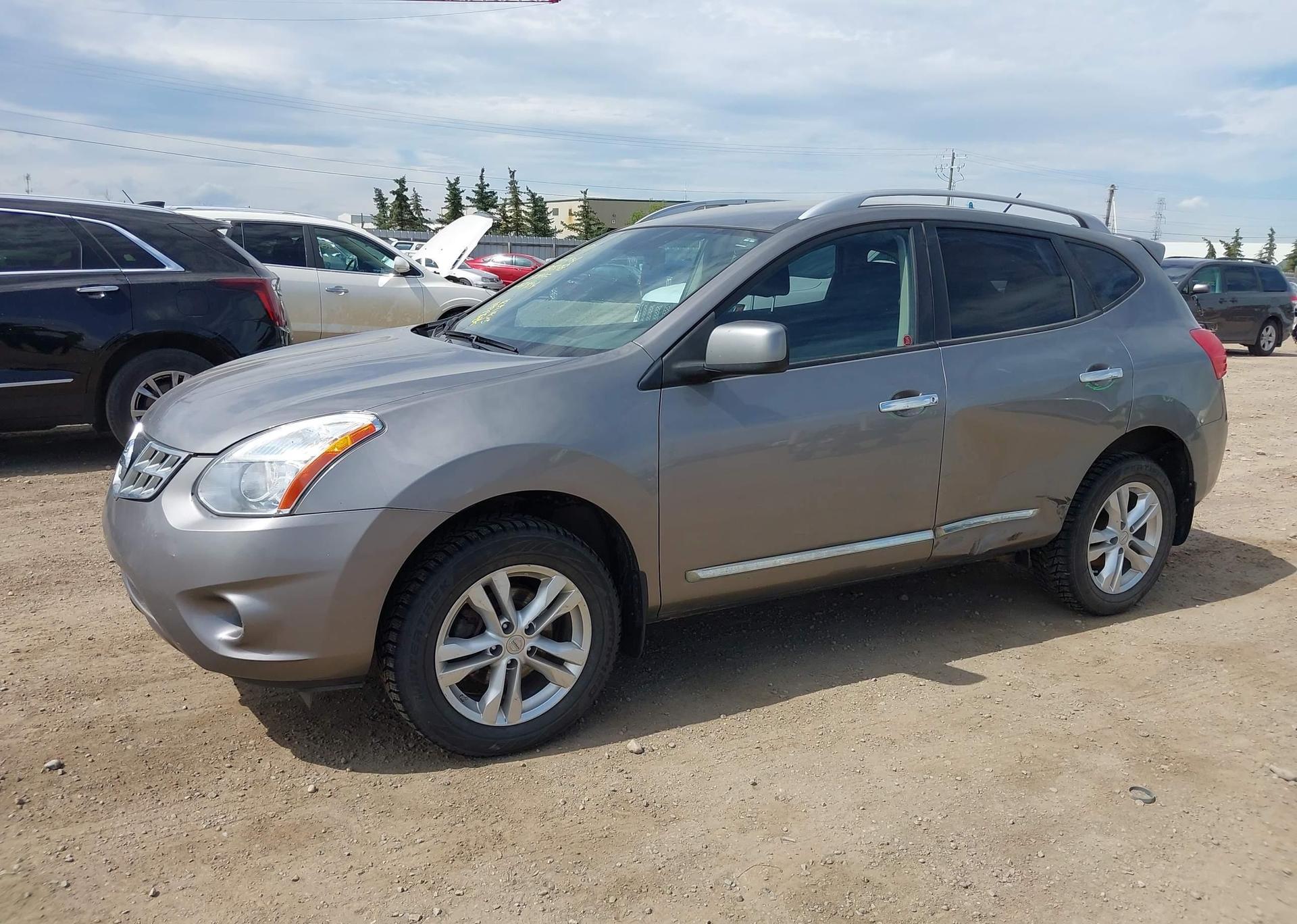 2012 NISSAN ROGUE SV