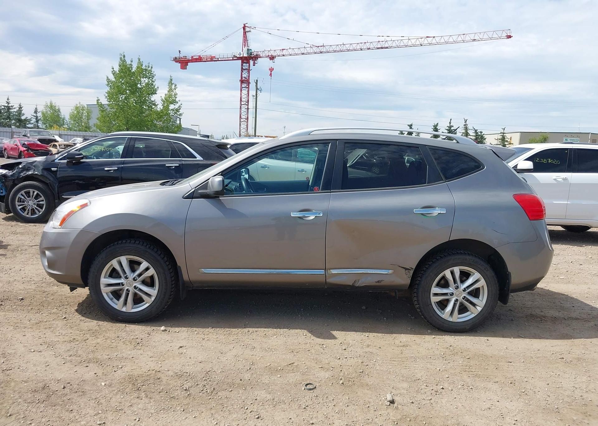 2012 NISSAN ROGUE SV