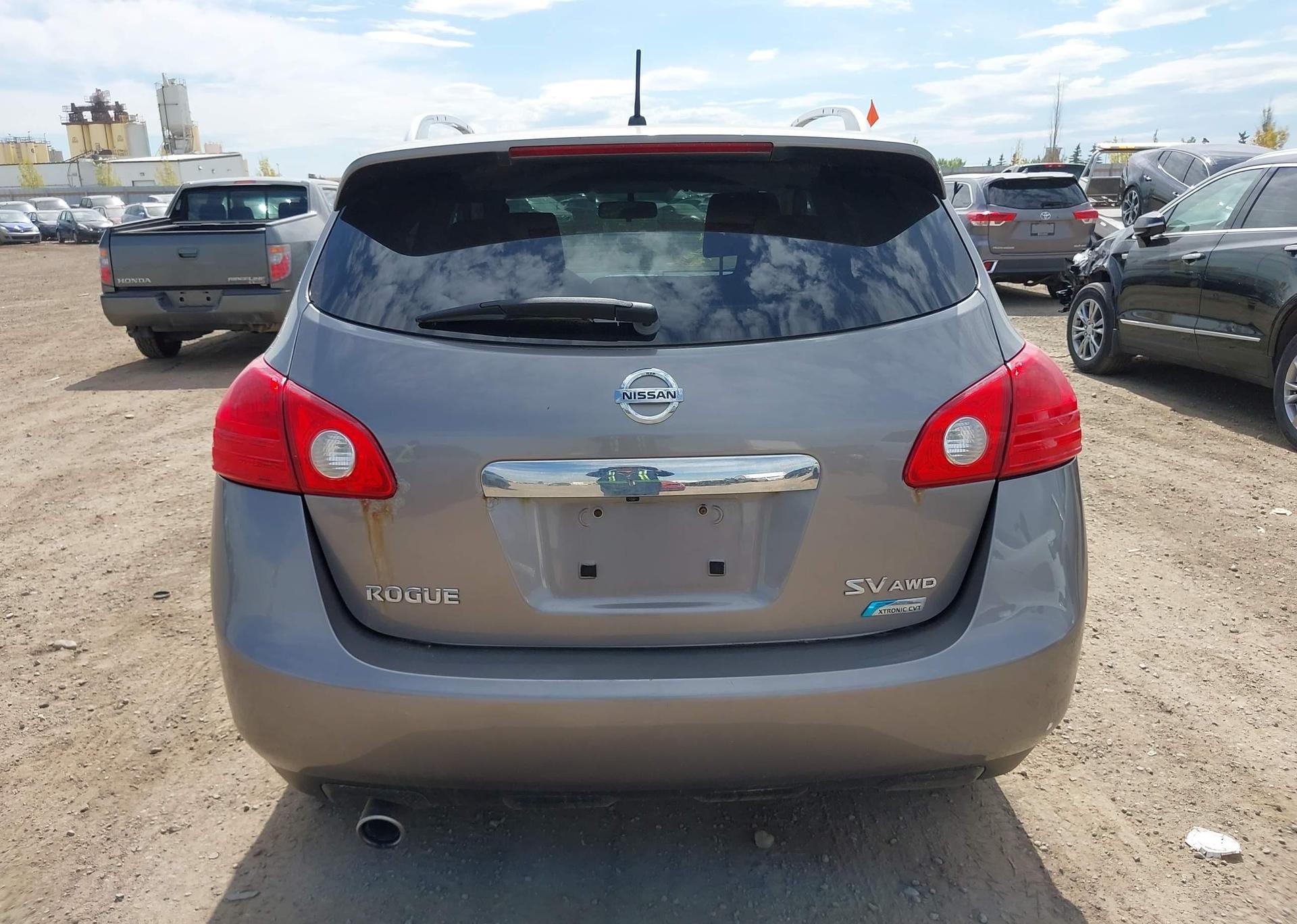 2012 NISSAN ROGUE SV