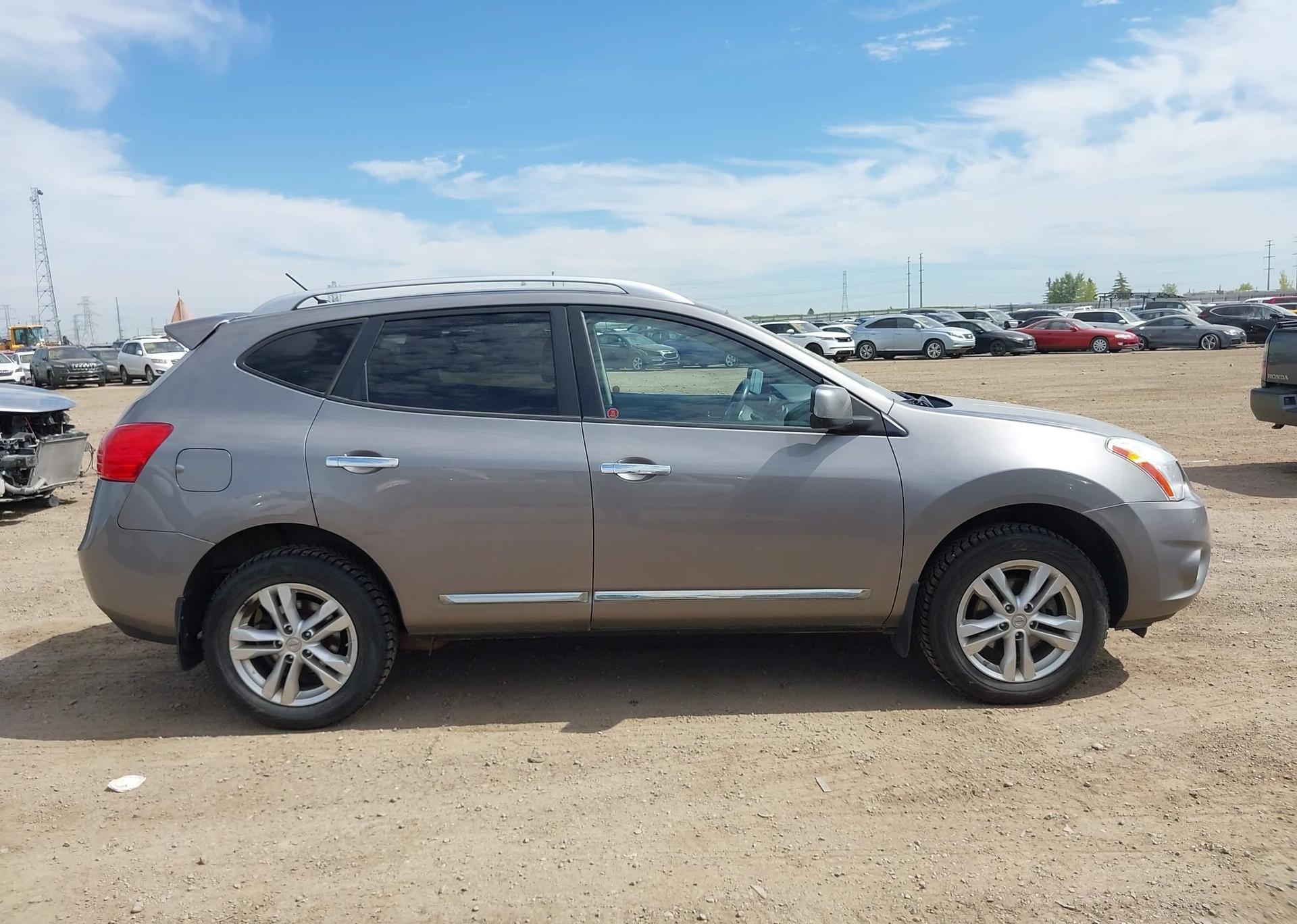 2012 NISSAN ROGUE SV