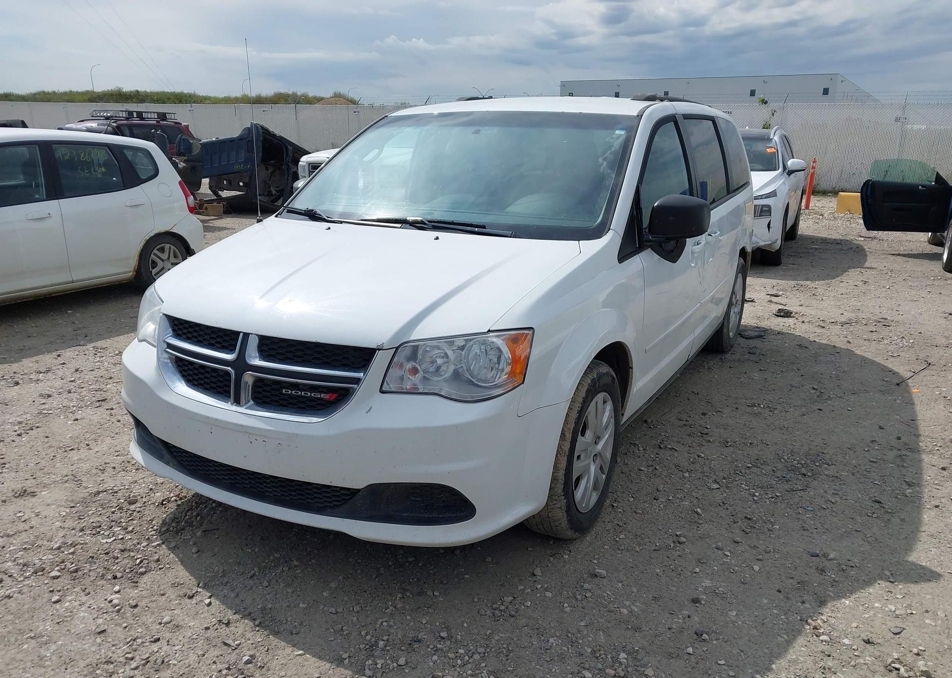 2016 DODGE GRAND CARAVAN SE