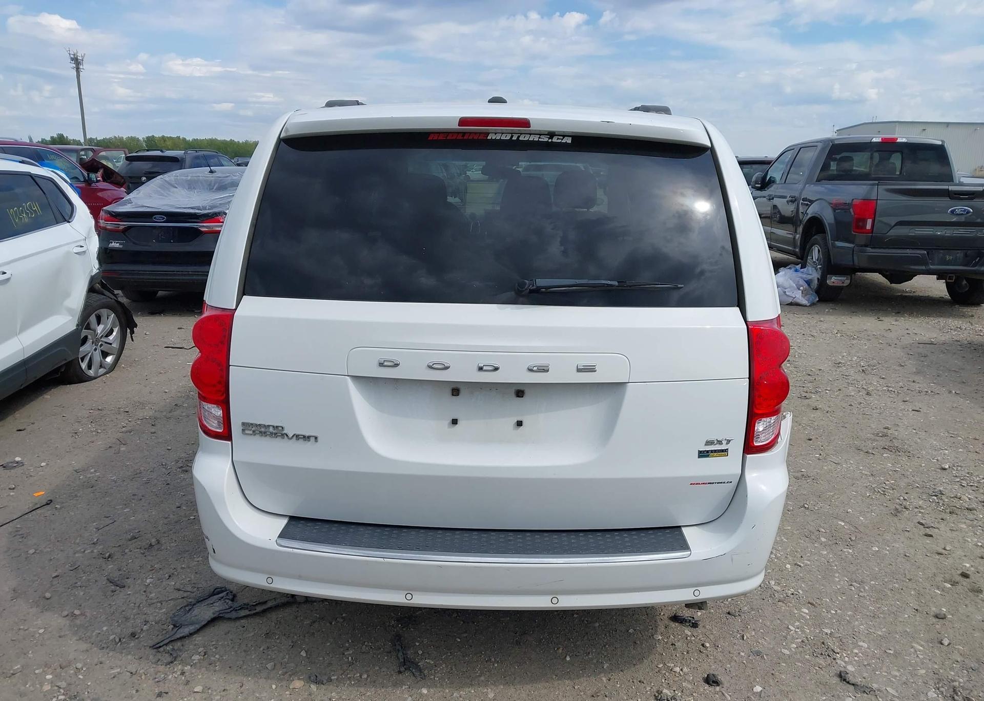 2016 DODGE GRAND CARAVAN SE