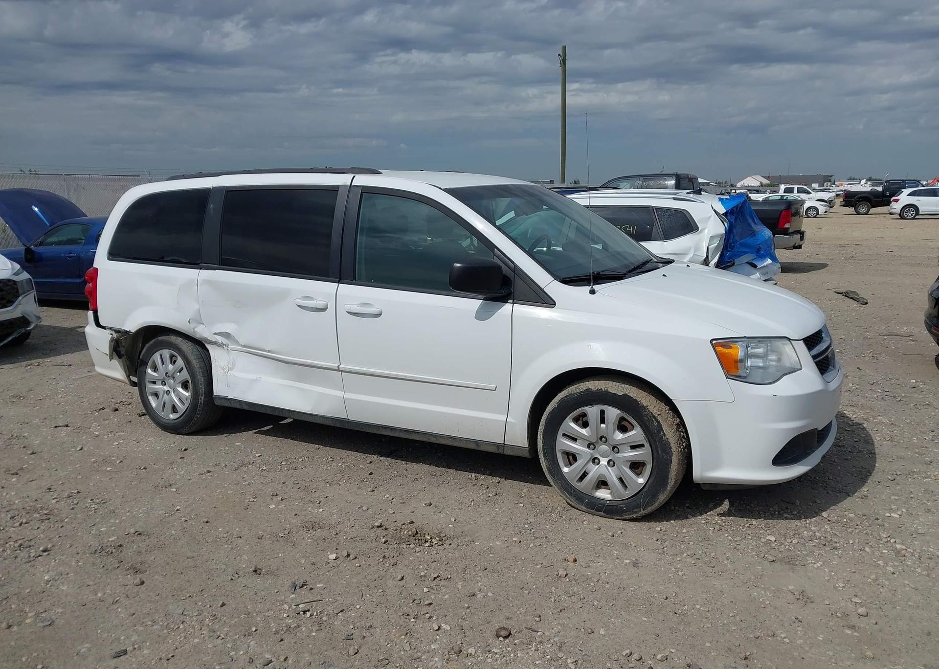 2016 DODGE GRAND CARAVAN SE