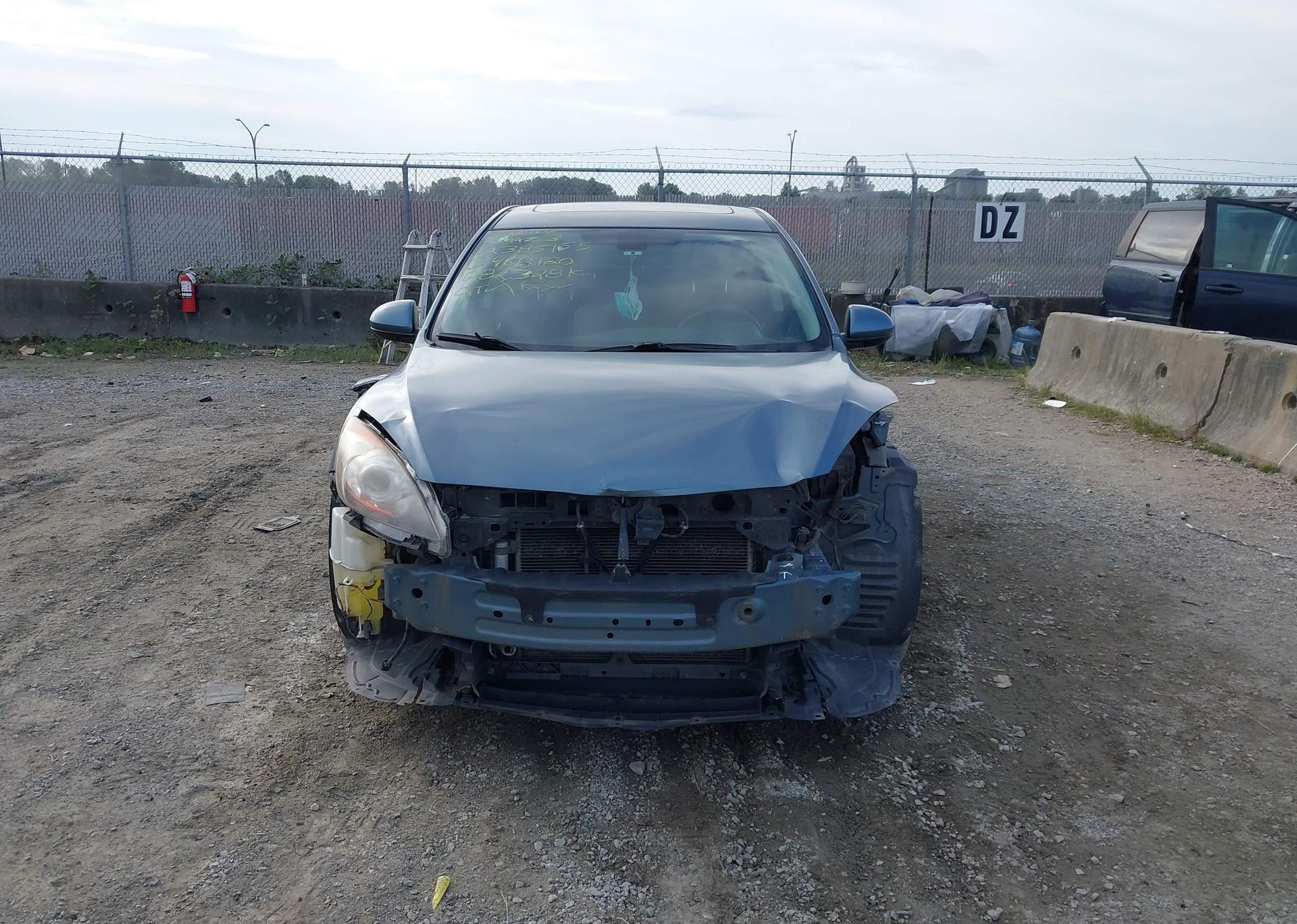 2011 MAZDA 3 I