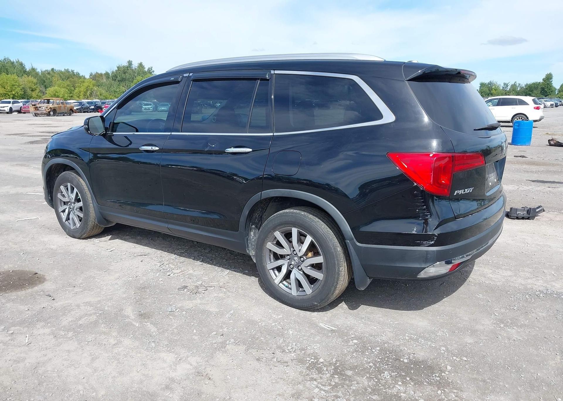 2017 HONDA PILOT TOURING