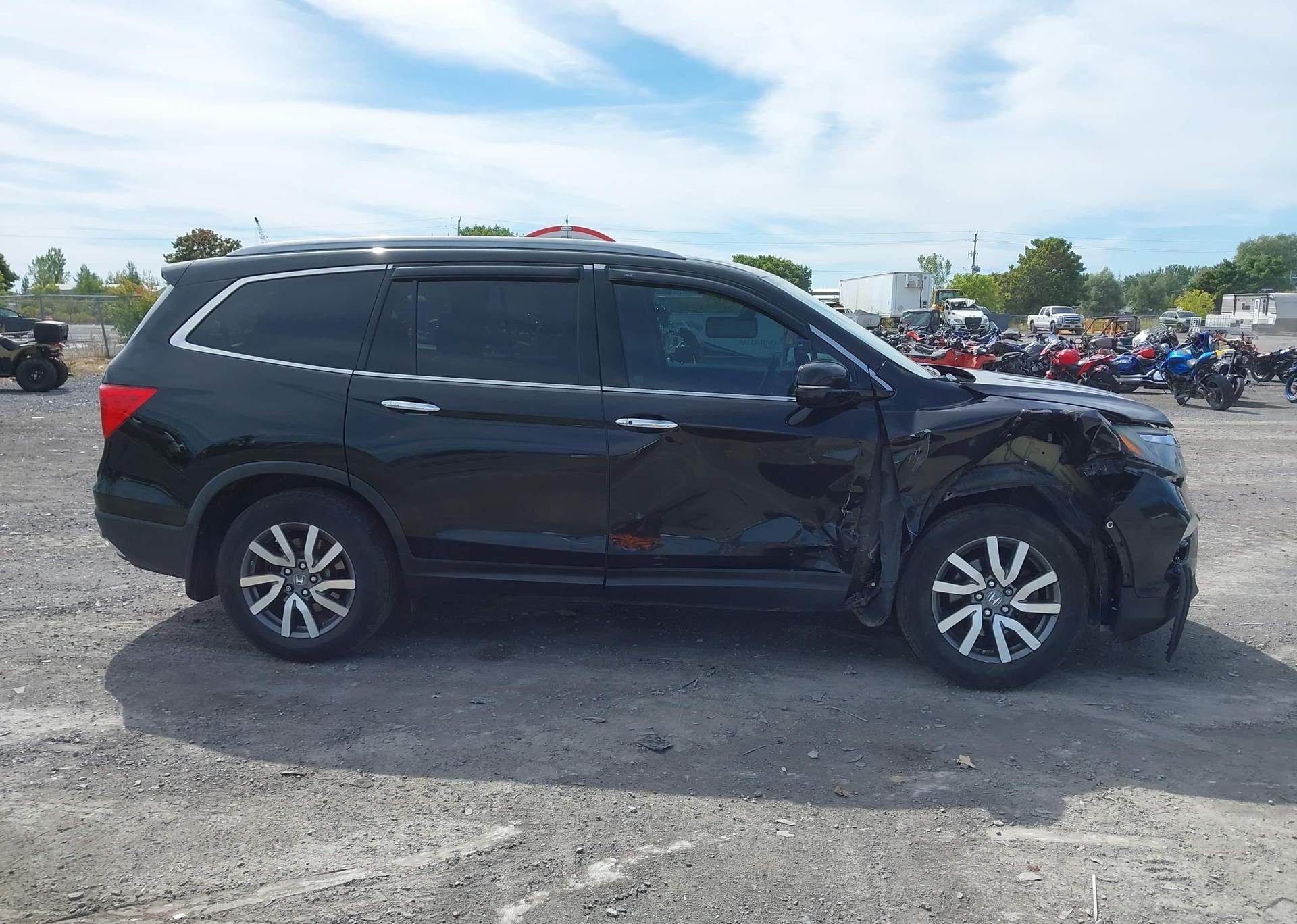 2017 HONDA PILOT TOURING