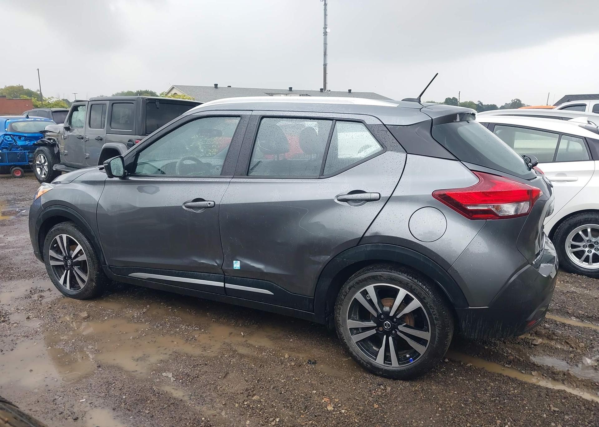 2019 NISSAN KICKS