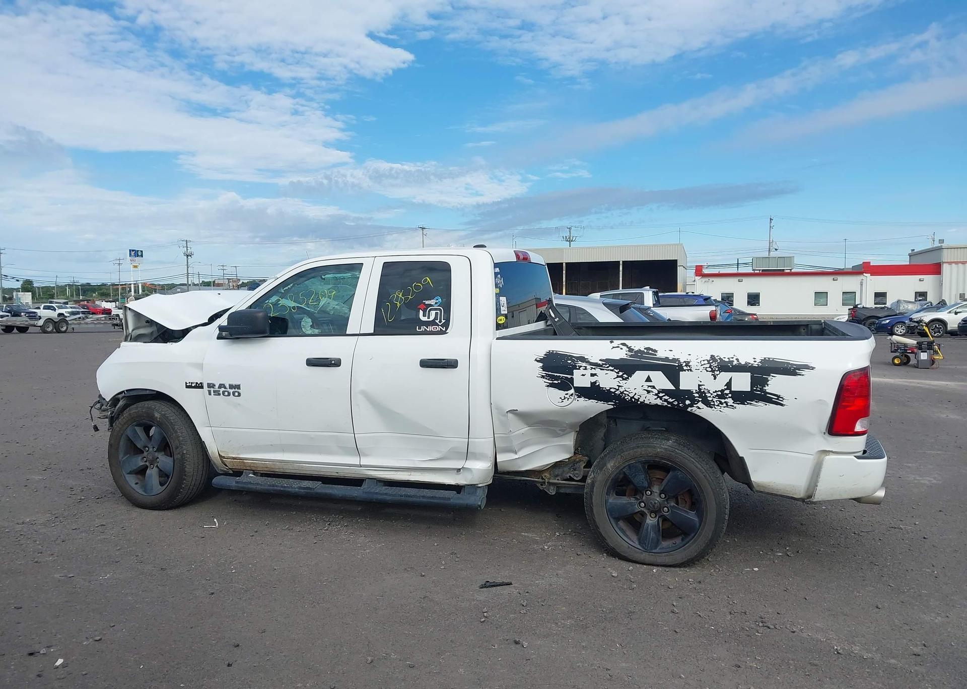 2017 RAM 1500 ST