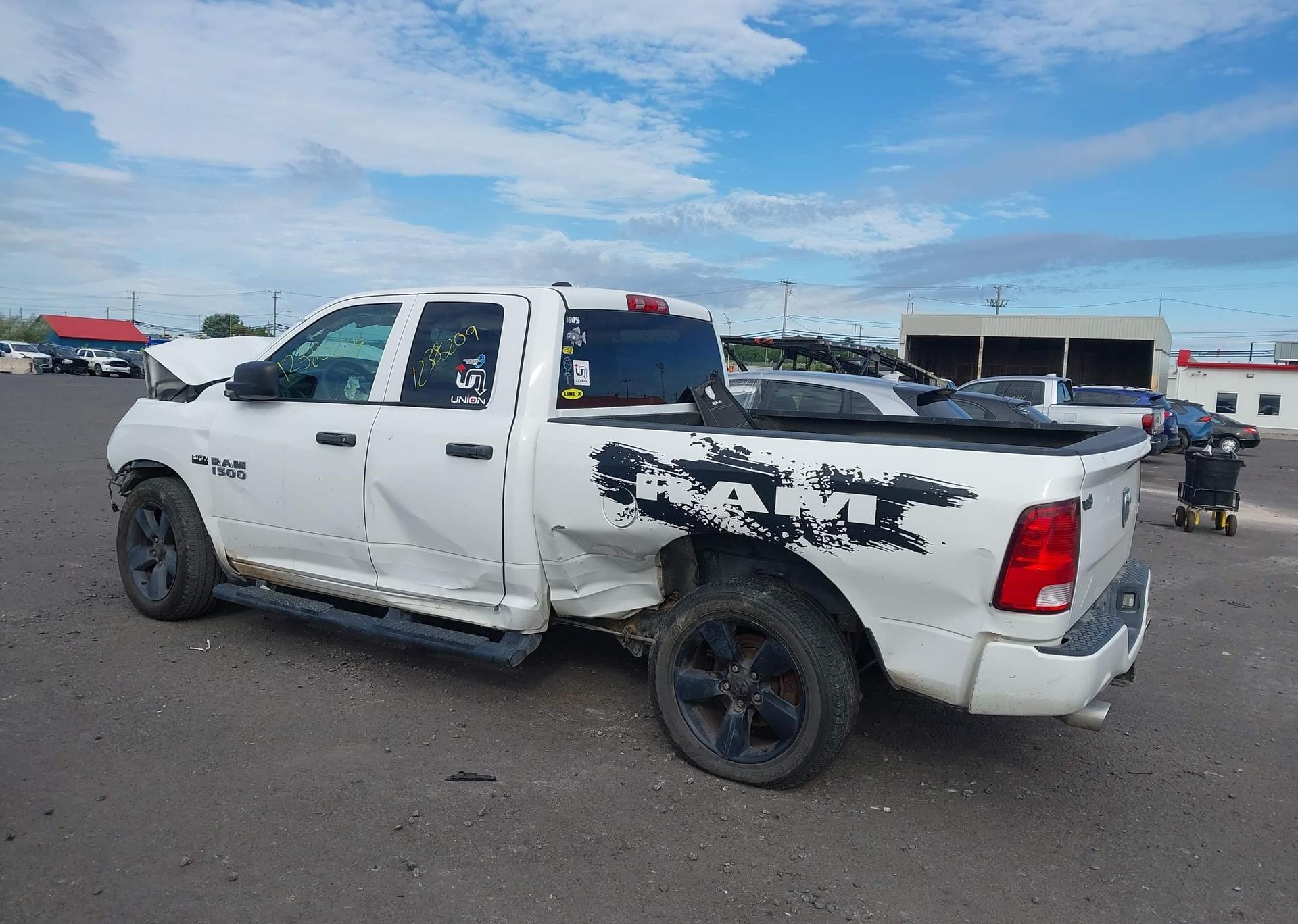 2017 RAM 1500 ST