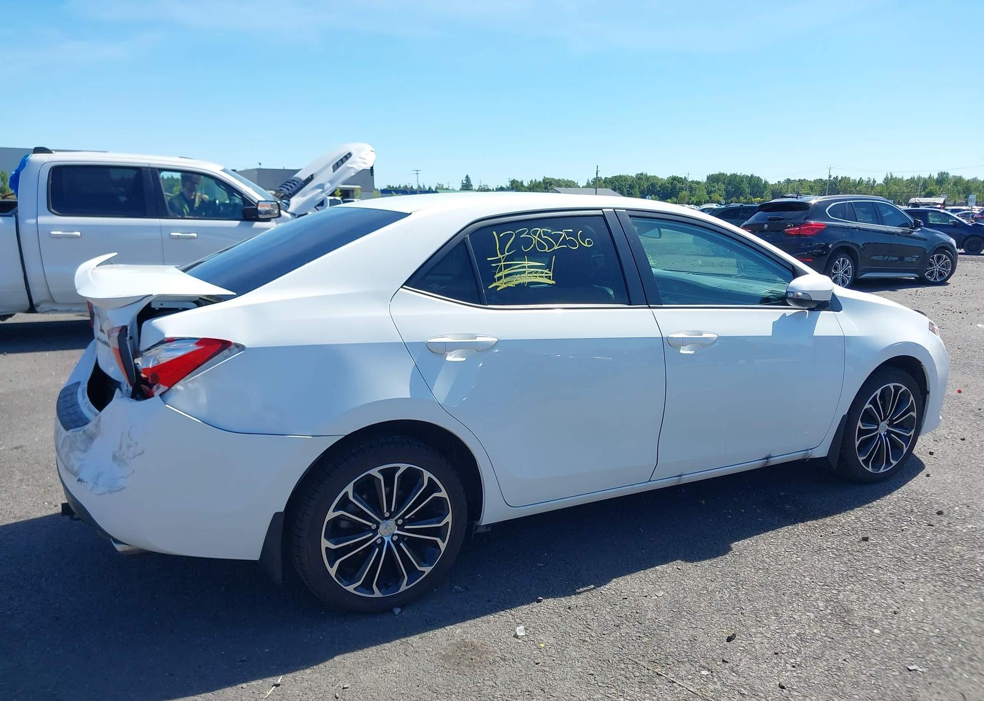 2014 TOYOTA COROLLA