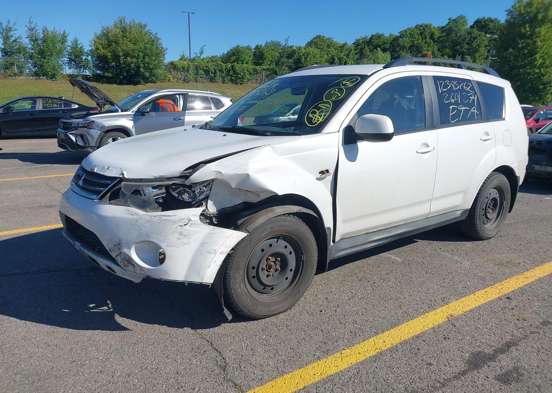2009 MITSUBISHI outlander