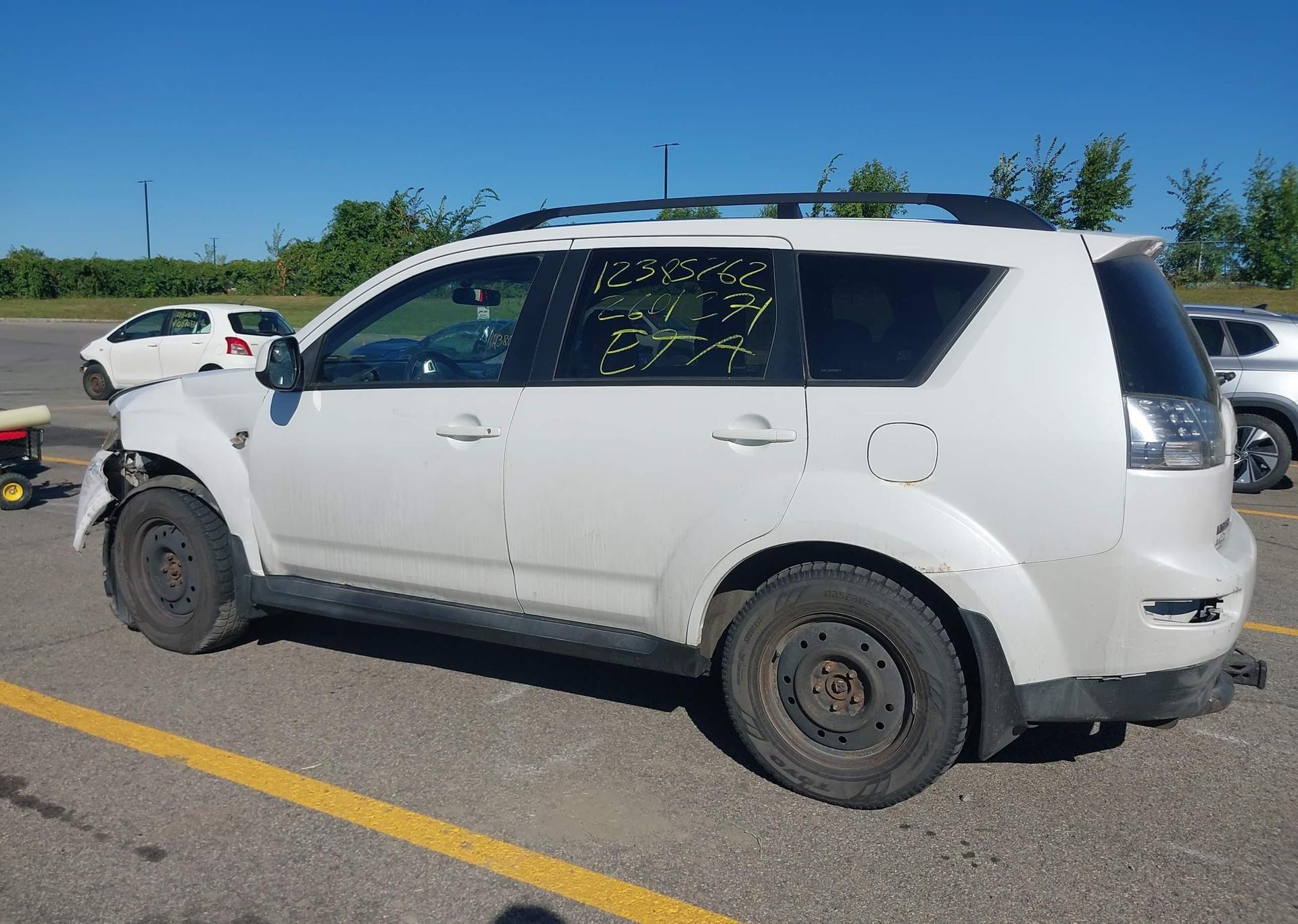 2009 MITSUBISHI outlander