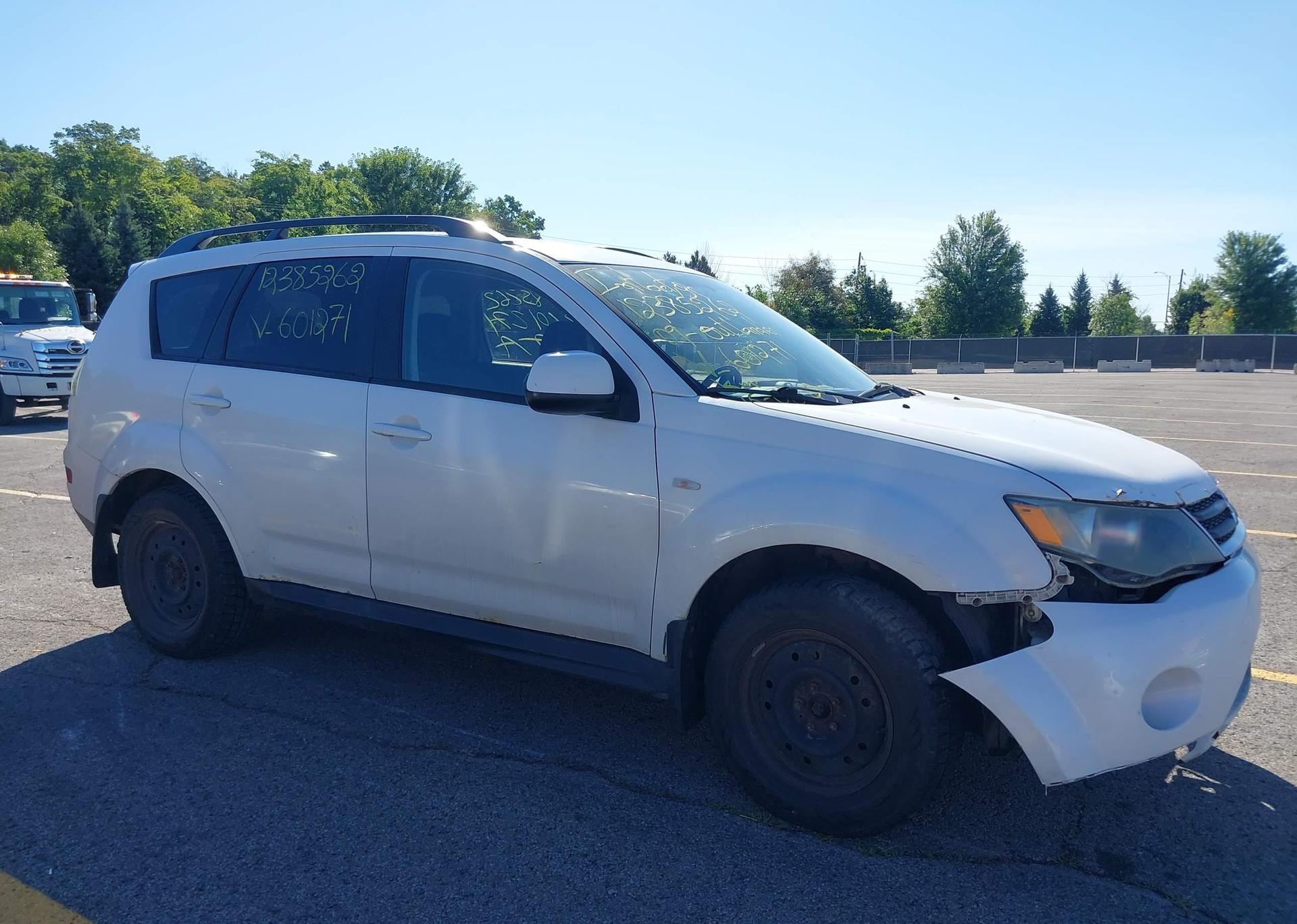 2009 MITSUBISHI outlander