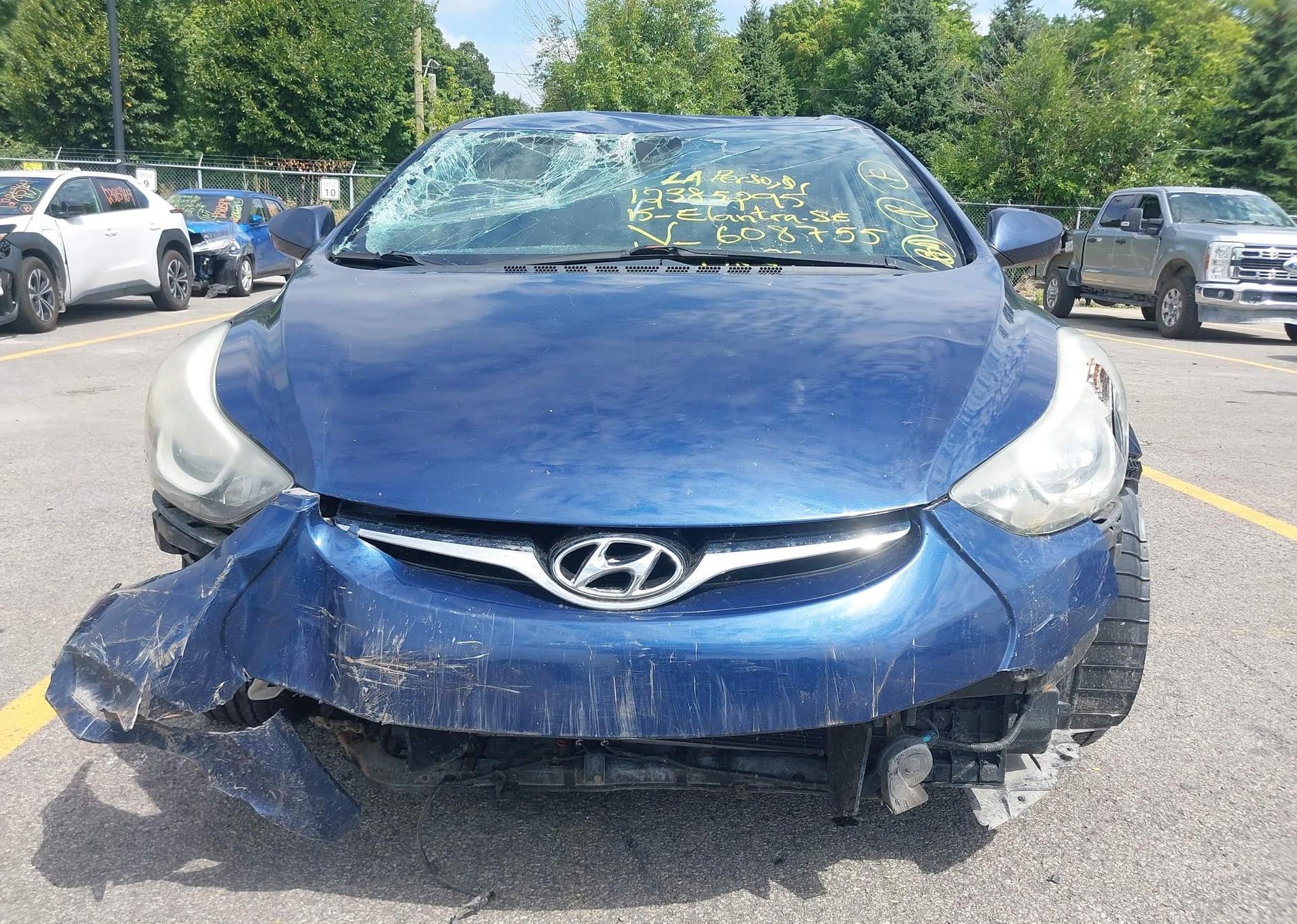 2015 HYUNDAI ELANTRA SE