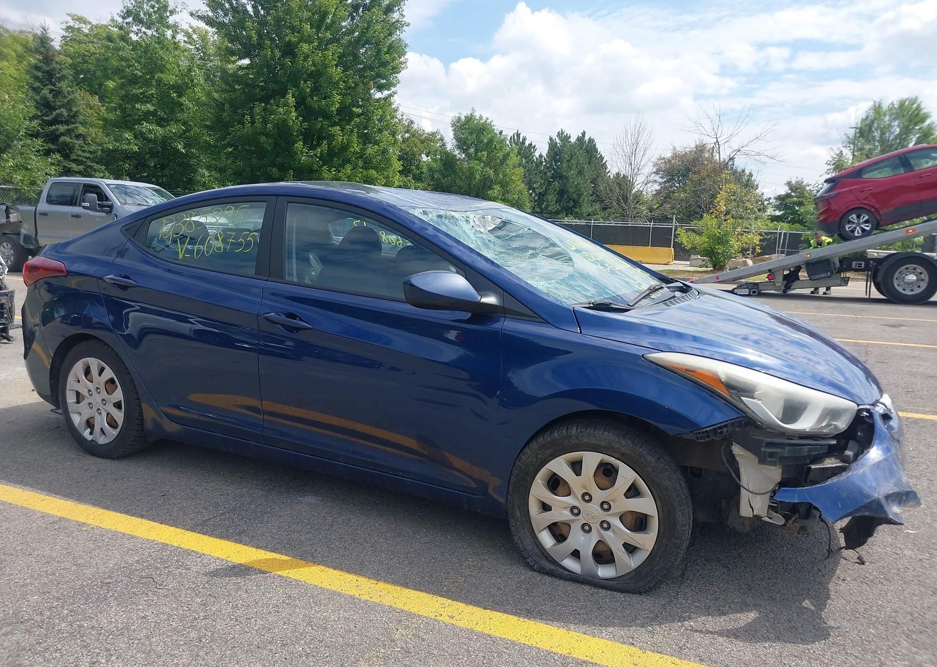 2015 HYUNDAI ELANTRA SE