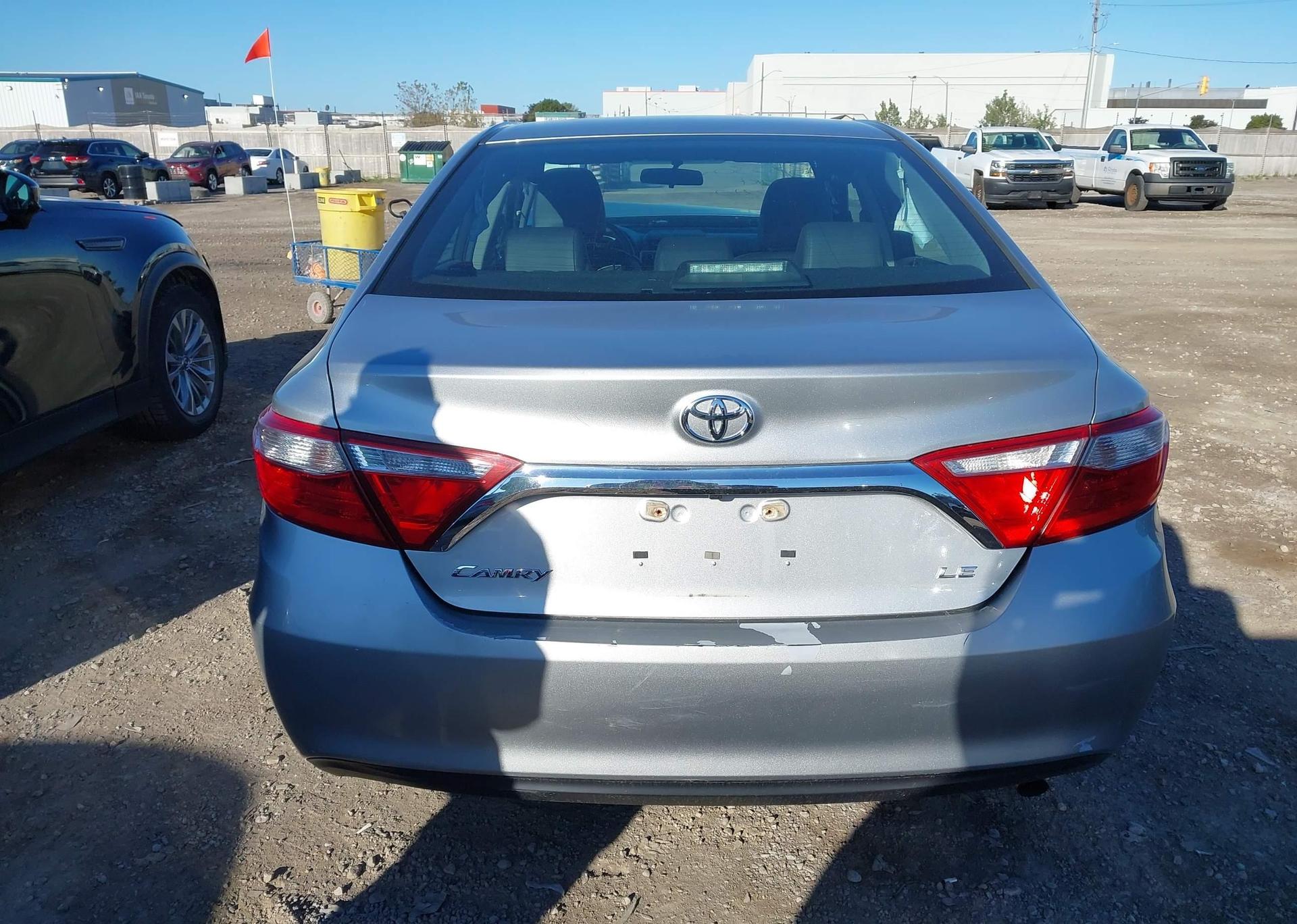 2017 TOYOTA CAMRY LE
