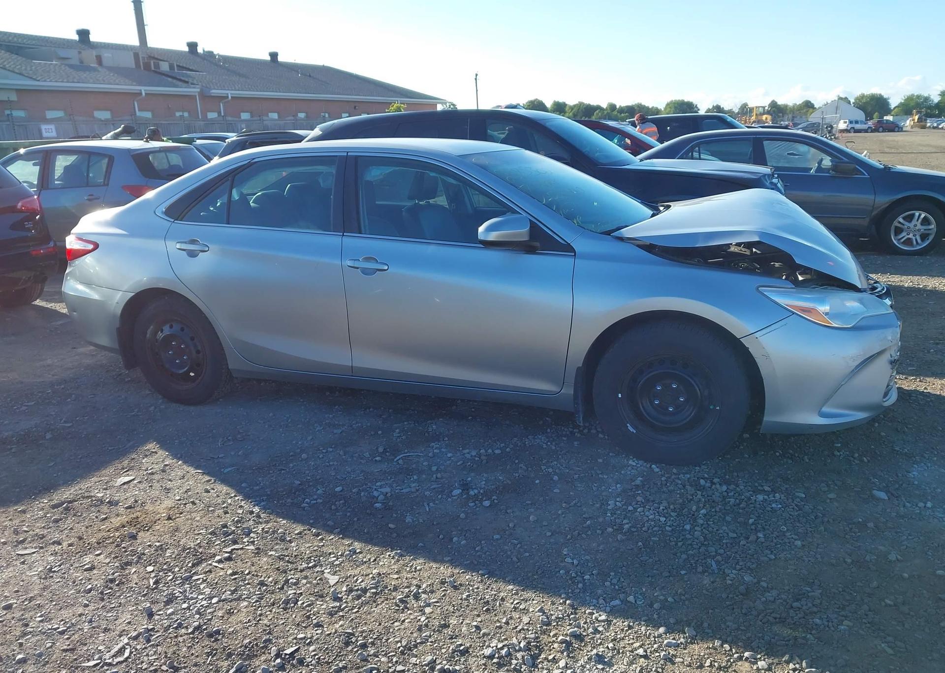2017 TOYOTA CAMRY LE