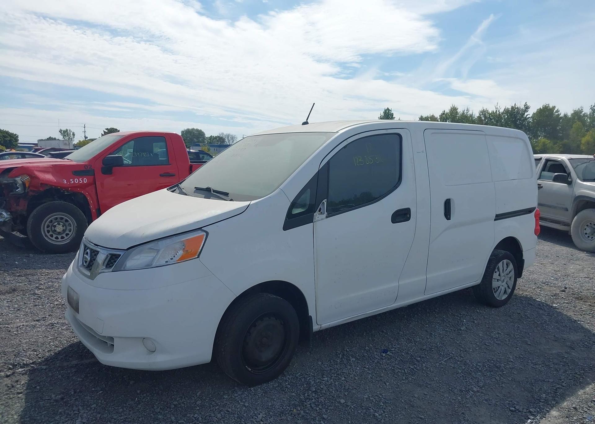 2018 NISSAN NV200