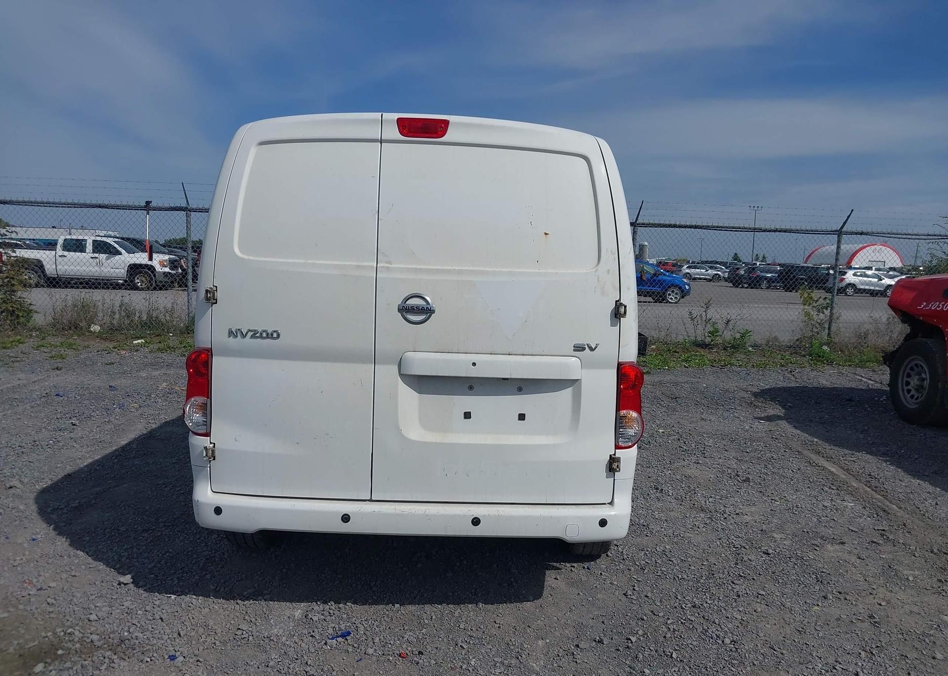 2018 NISSAN NV200