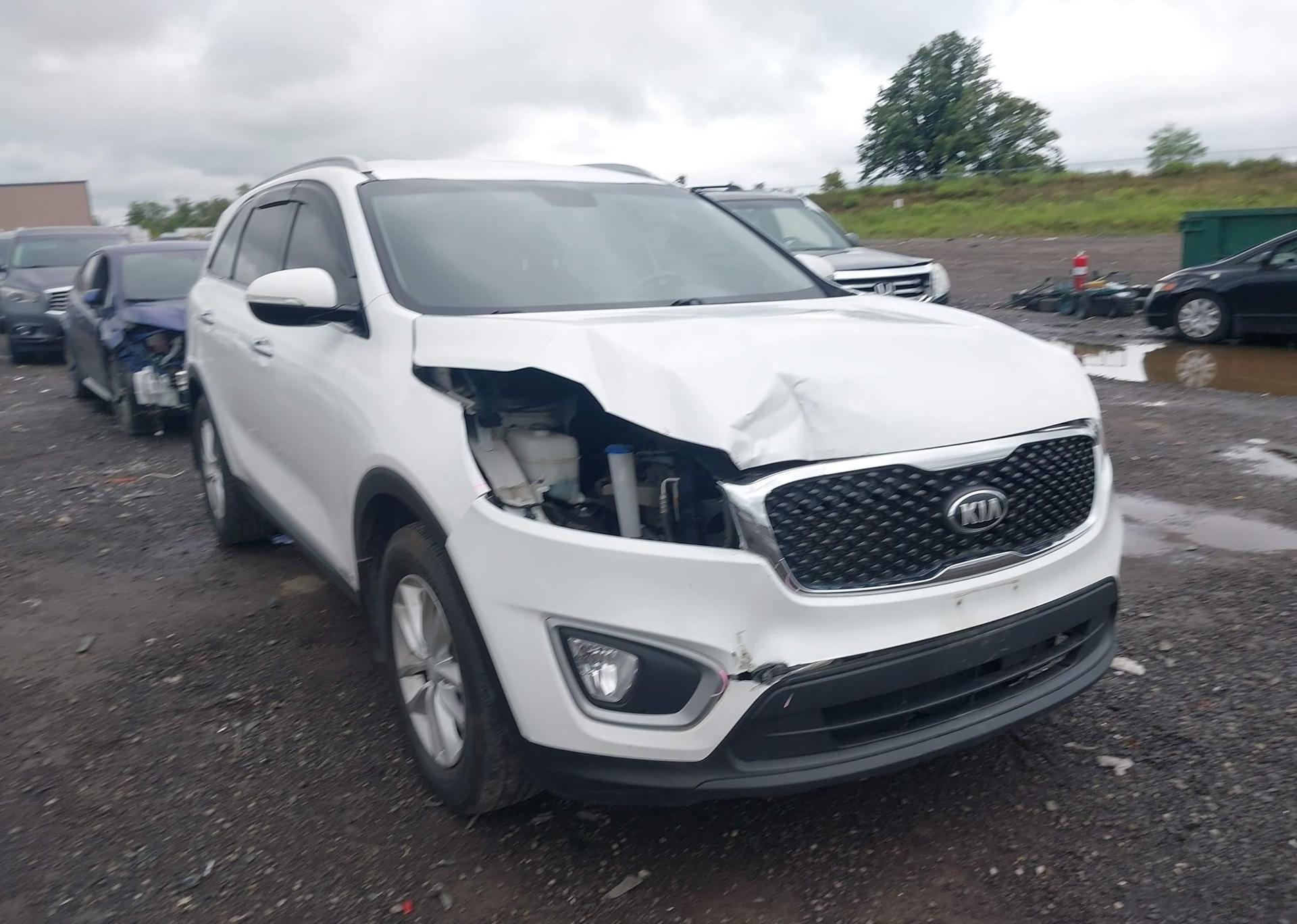 2018 KIA SORENTO LX