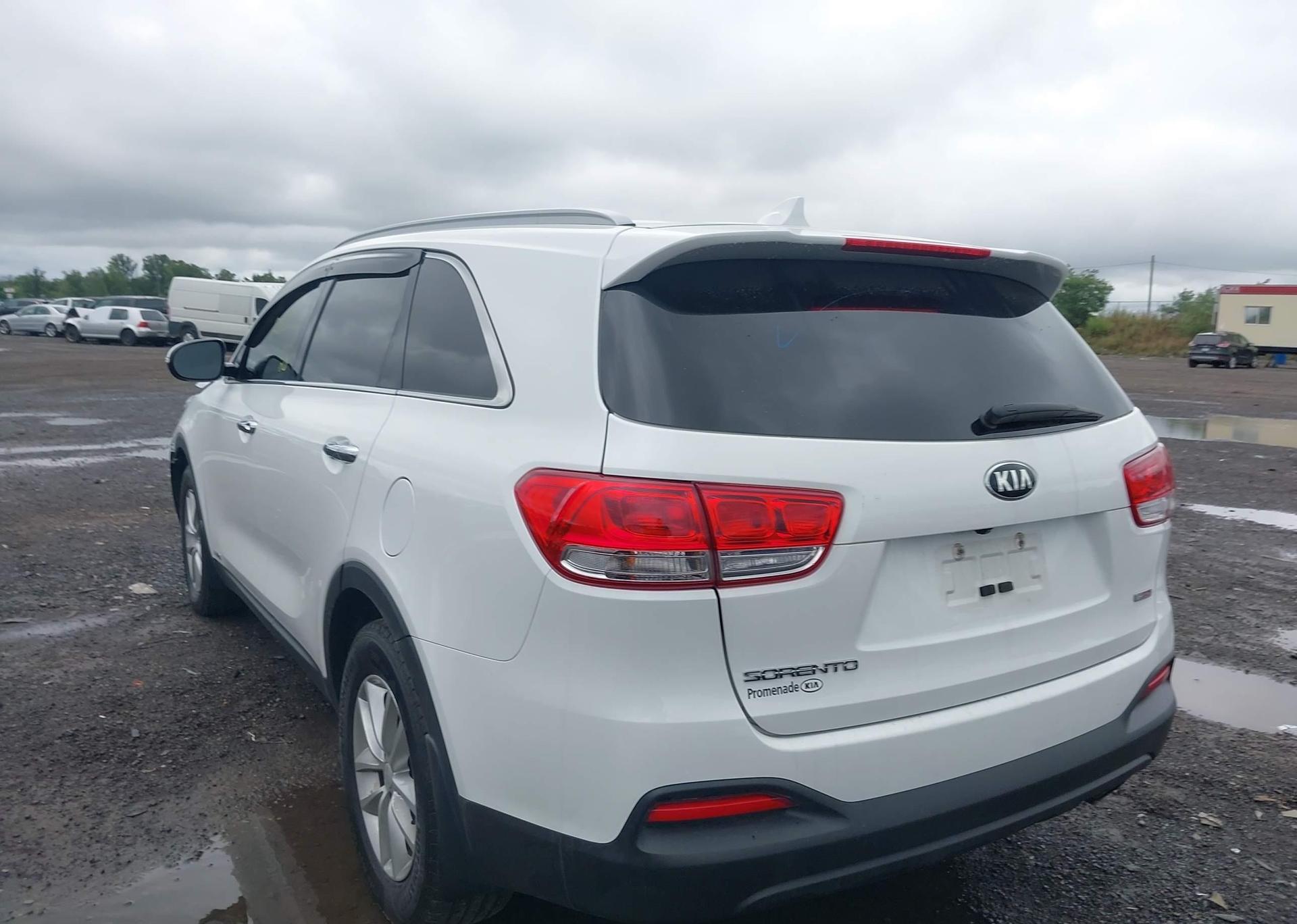 2018 KIA SORENTO LX