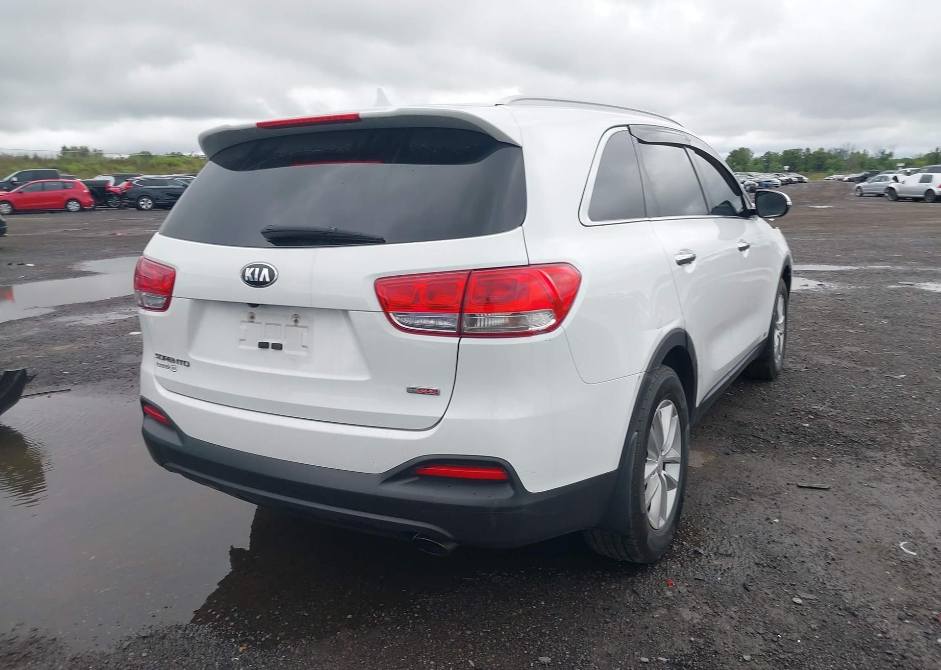 2018 KIA SORENTO LX